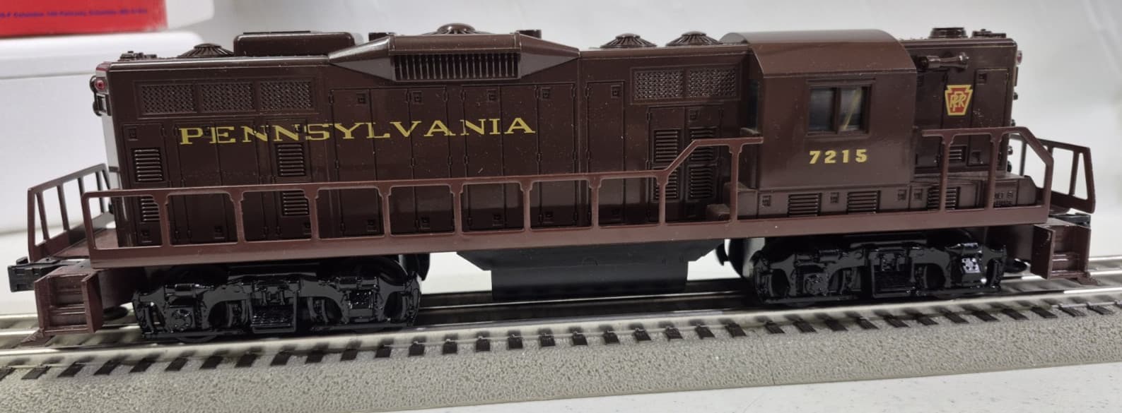 Williams O Gauge GP-9 Pennsylvania Diesel With Dual Motors & Horn Cab #7215 IOB 4