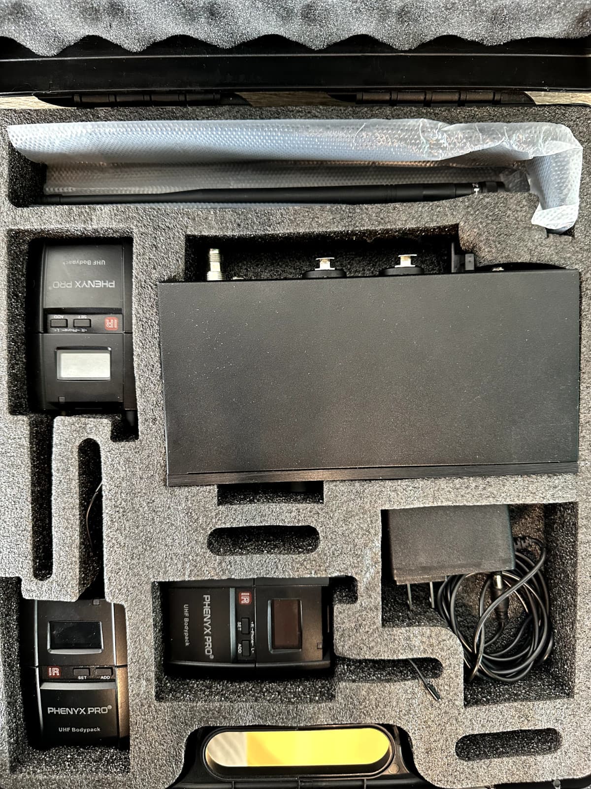 Phenyx Pro PTM-10 Professional UHF Stereo Dual Wireless In Ear Monitor System 2