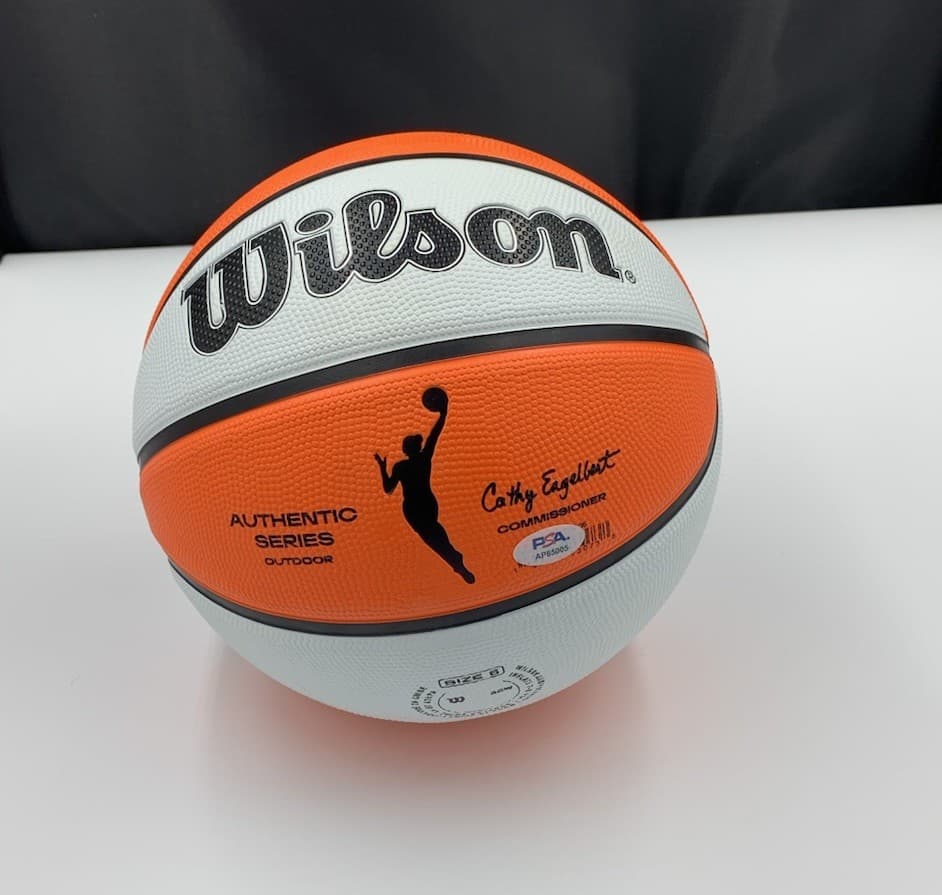 Paige Bueckers Signed Auto WNBA Basketball PSA COA Dallas Wings 3