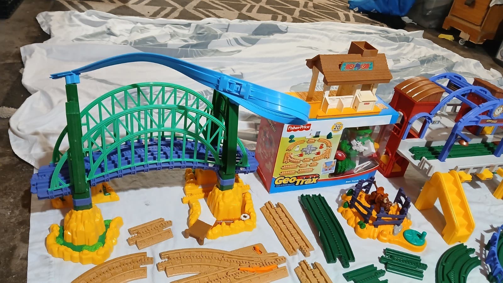 Huge Geo Trax And Geo Air Lot Central Station Barn Bridge Expansions 2