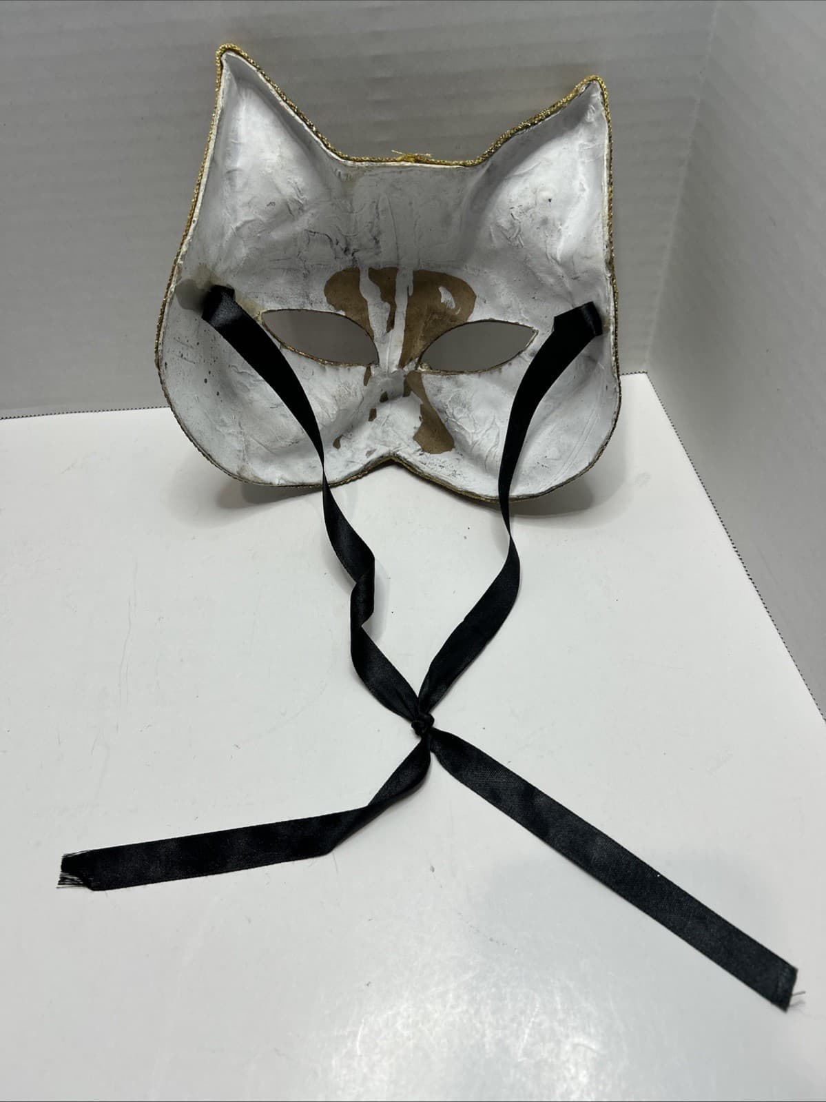 Masquerade Mardi Gras Cat Mask W/Jewels Handmade From New Orleans 7” x 6” 5