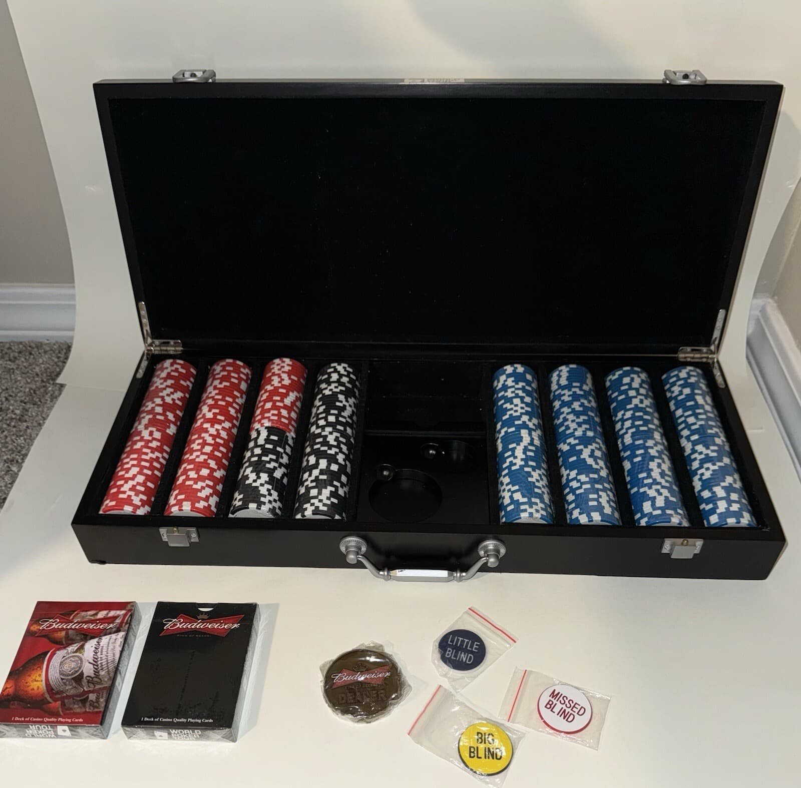 Unopened Budweiser World Poker Tour Poker Chip & Card Set – Rare Collectible 3