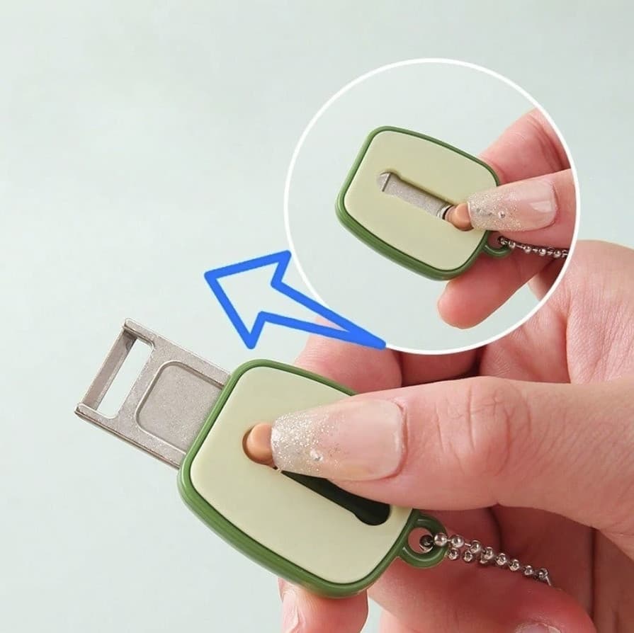 1pc Mini Travel Paring Tool – Foldable Stainless Peeler & Fruit Knife - NEW 4