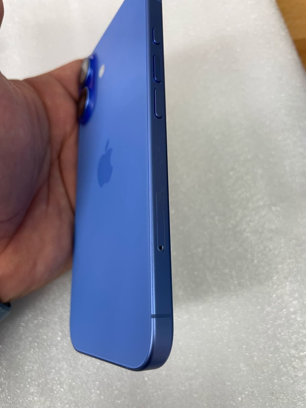 iPhone 16Pro and 16ProMax ESIM to Physical SIM conversion. READ Description. 2