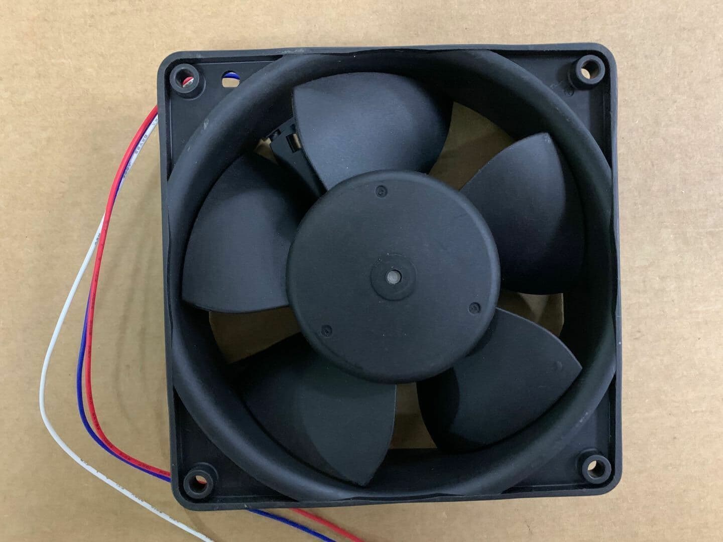 MULTIFAN 4214/12H 24V 5.3W 12038 three-wire axial fan 3