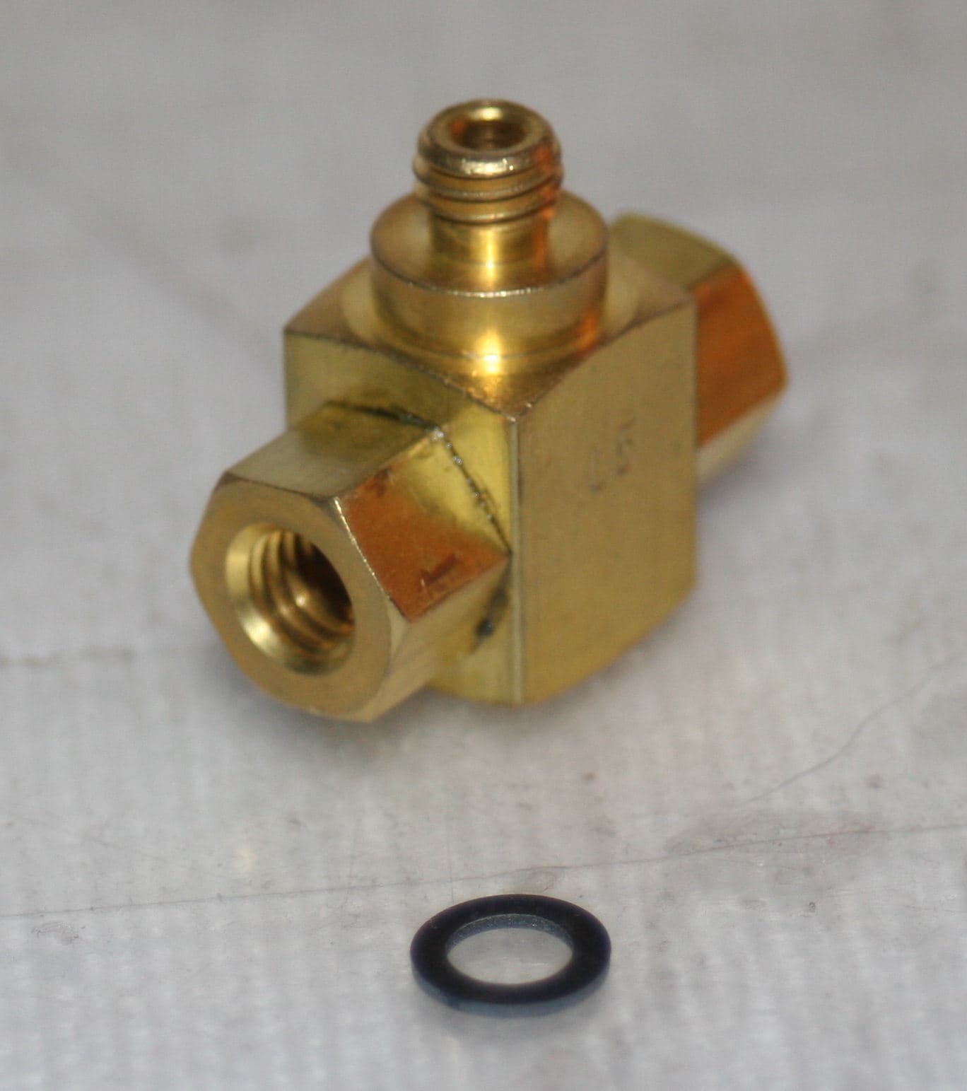 Clippard Minimatic MSV-1  Directional Control Shuttle Valve 250 Psi 10-32 Thread 2