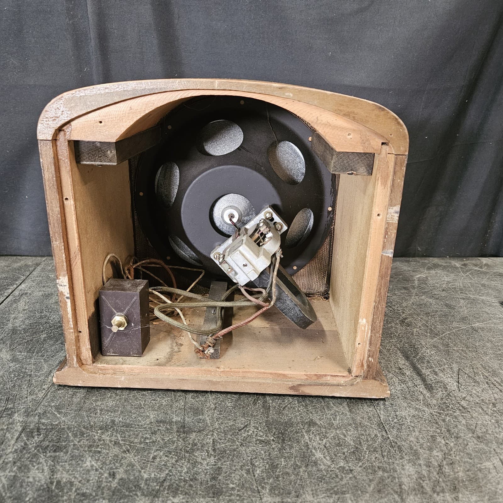 Newcombe Hawley No. 83A Speaker - Magnetic Cone Reproducer 5