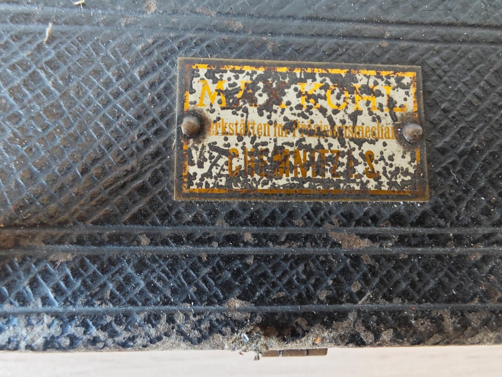 Antique Max Kohl Scientific Instrument – Pair of Magnetic Needles in Original Ca 2