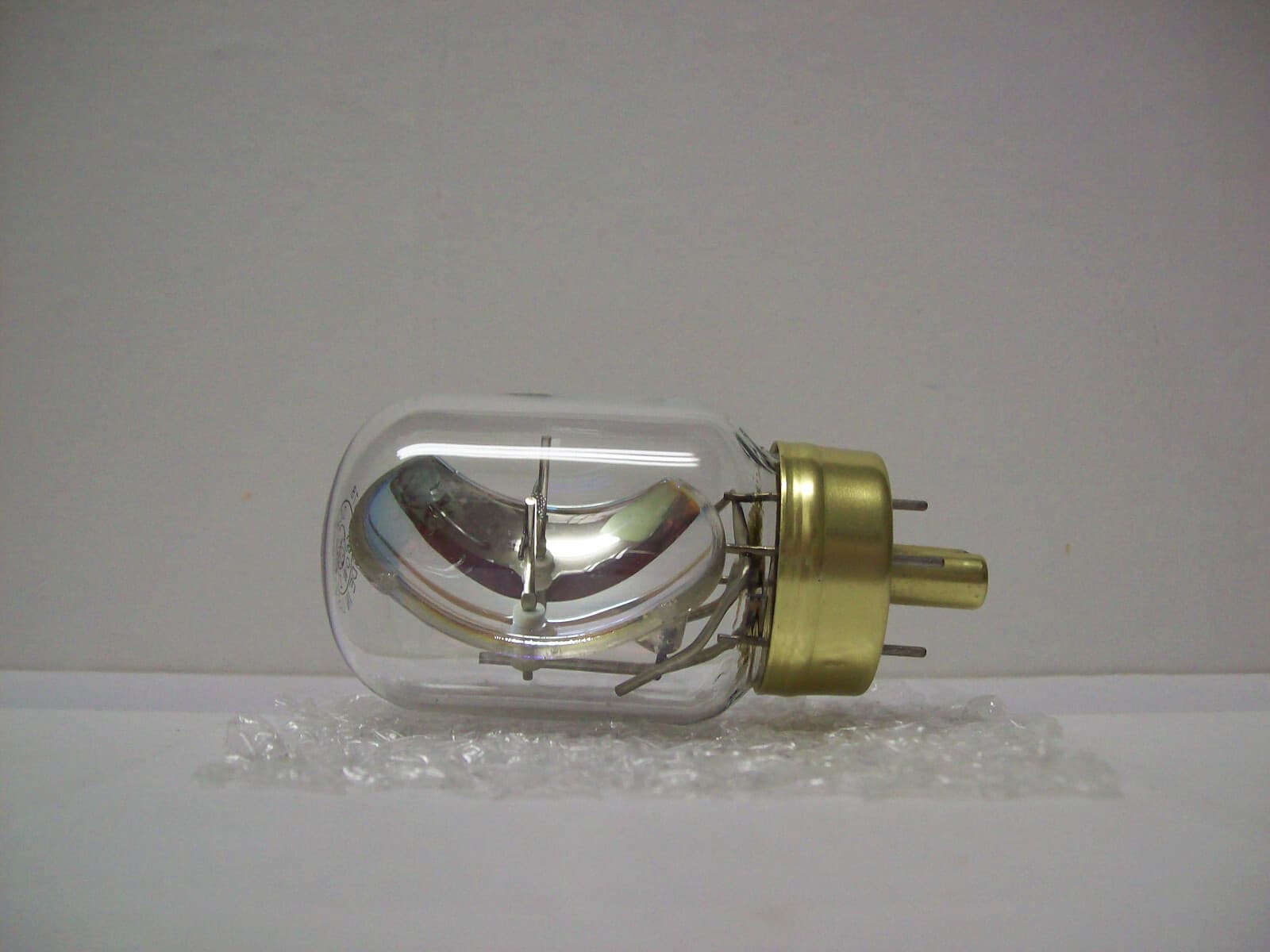 DCF Projector Projection Lamp Bulb  GE  Brand *AVG.10-HR LAMP* *READ DESC* 2