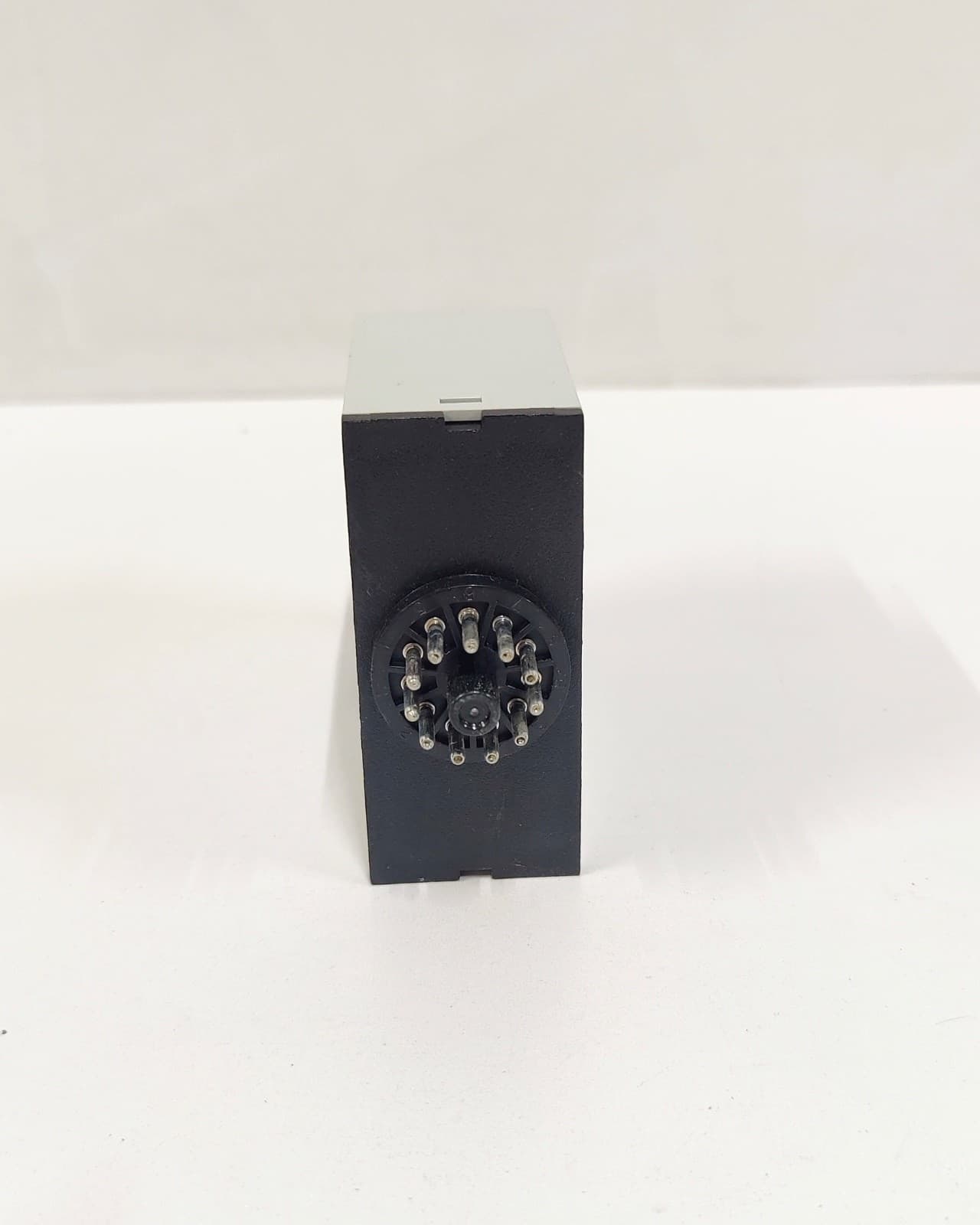 CARLO GAVAZZI PBB01DM24 TRUE DELAY ON RELEASE TIMER 4