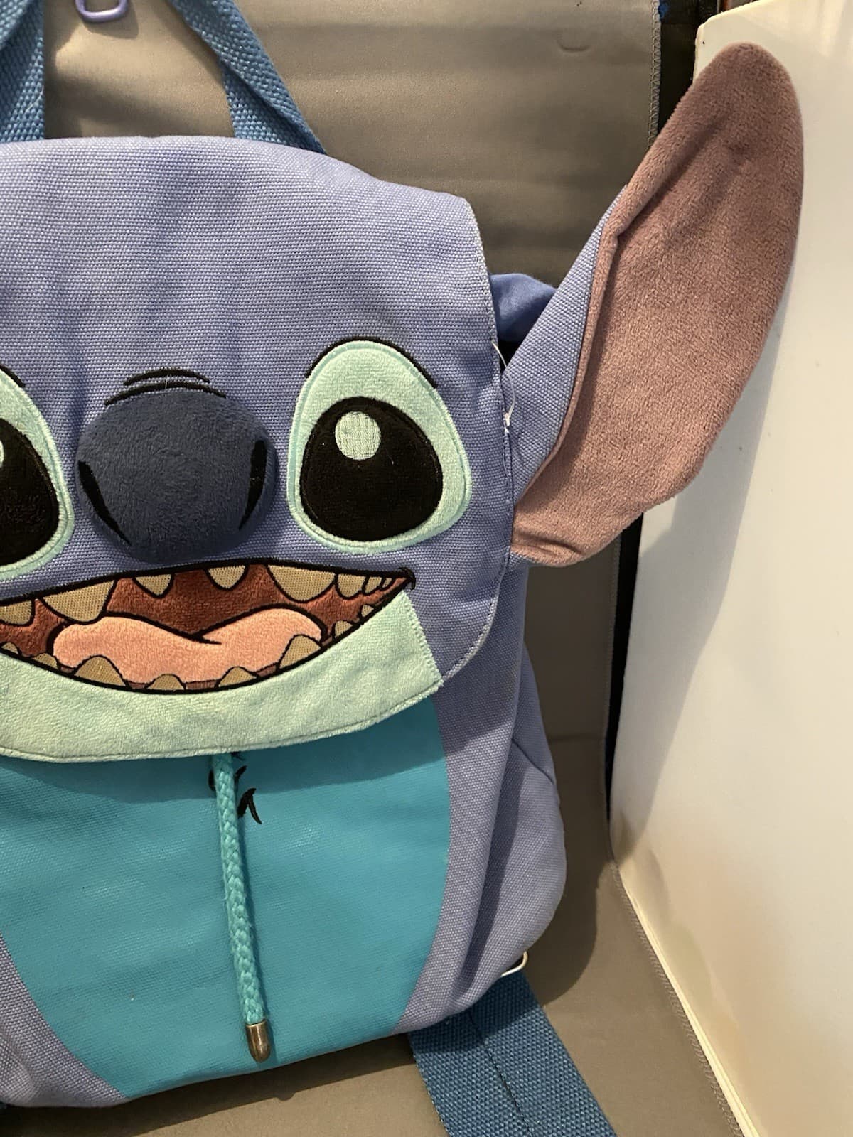 RARE DISNEY PARKS STITCH BACKPACK- Bucket Bag Talking Backpack No Sound  4