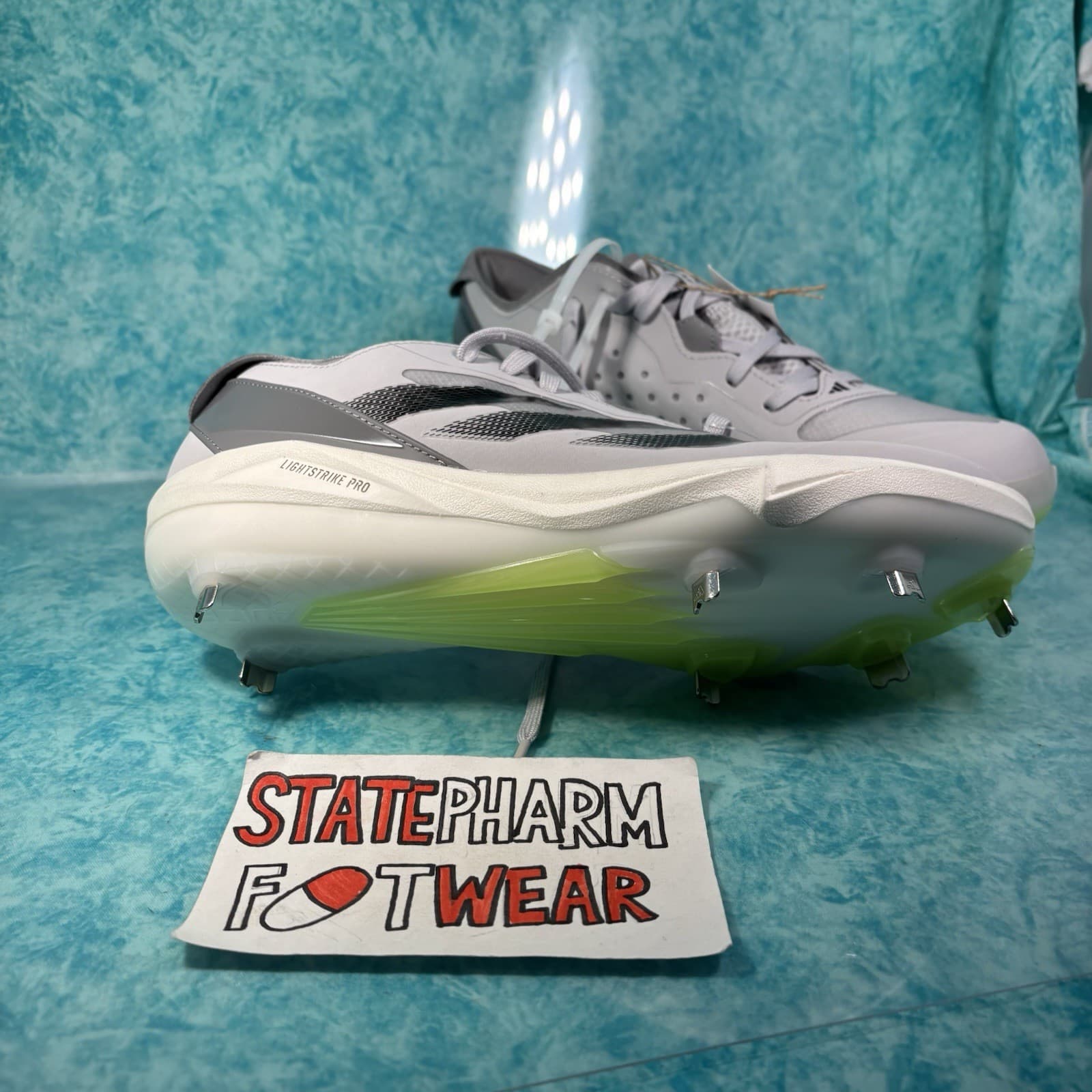 Adidas Adizero Instinct+ Women’s Silver Low Top Softball Cleats Size 6.5 5