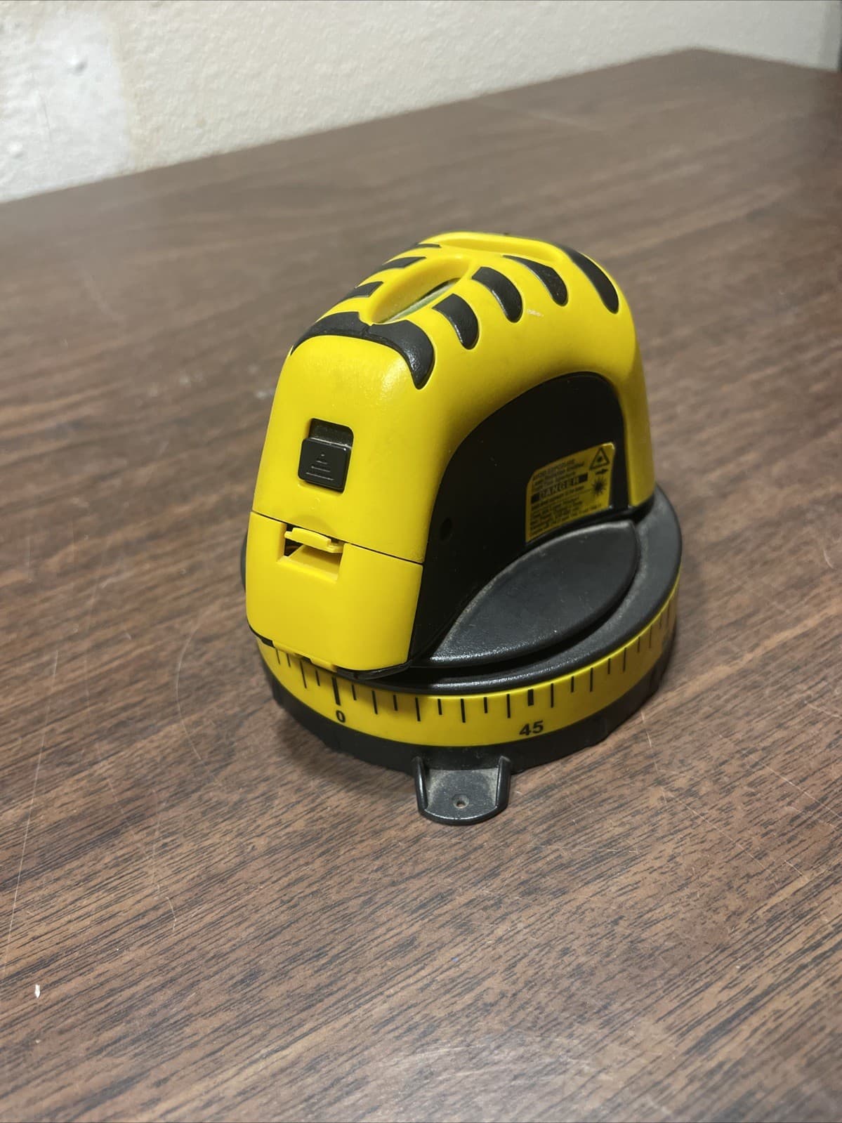 Strait-Line Laser Level 120  Tested Works Requires 2 AA Batteries Red Laser 4