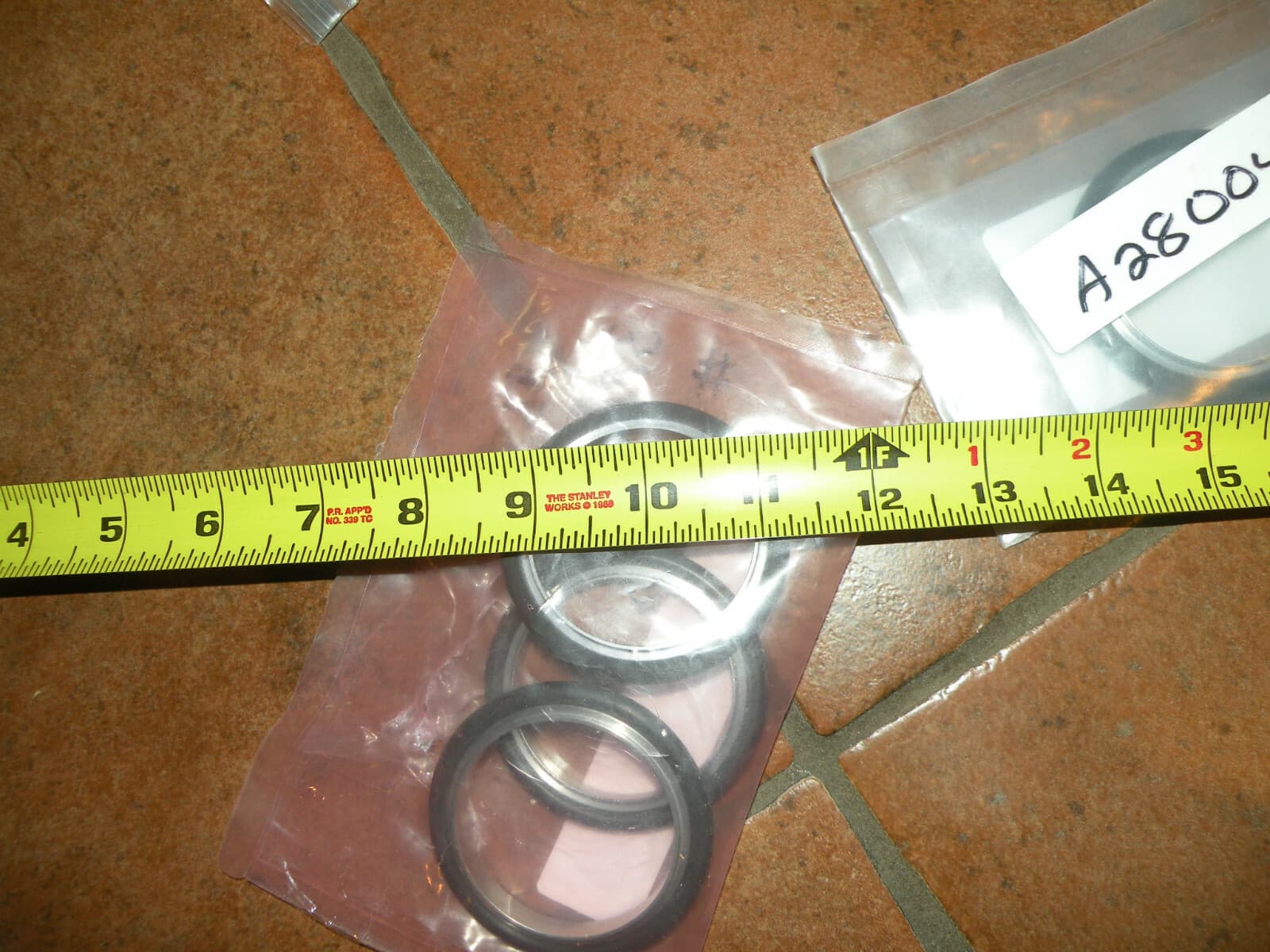 (4) AMAT 3700-01088 Seal Center Ring Assembly NW50 Viton O-ring 3