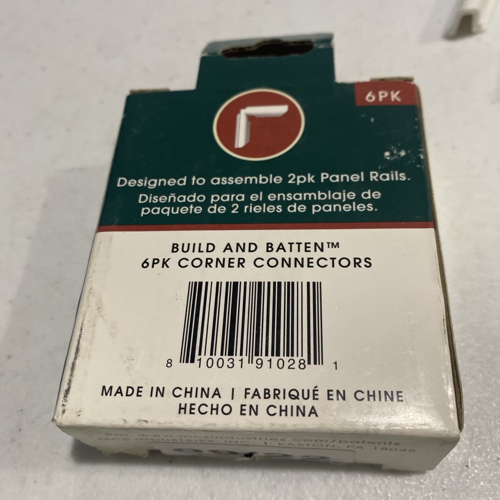 BUILD and BATTEN Corner Connector Hardware Unfinished Polystyrene  3