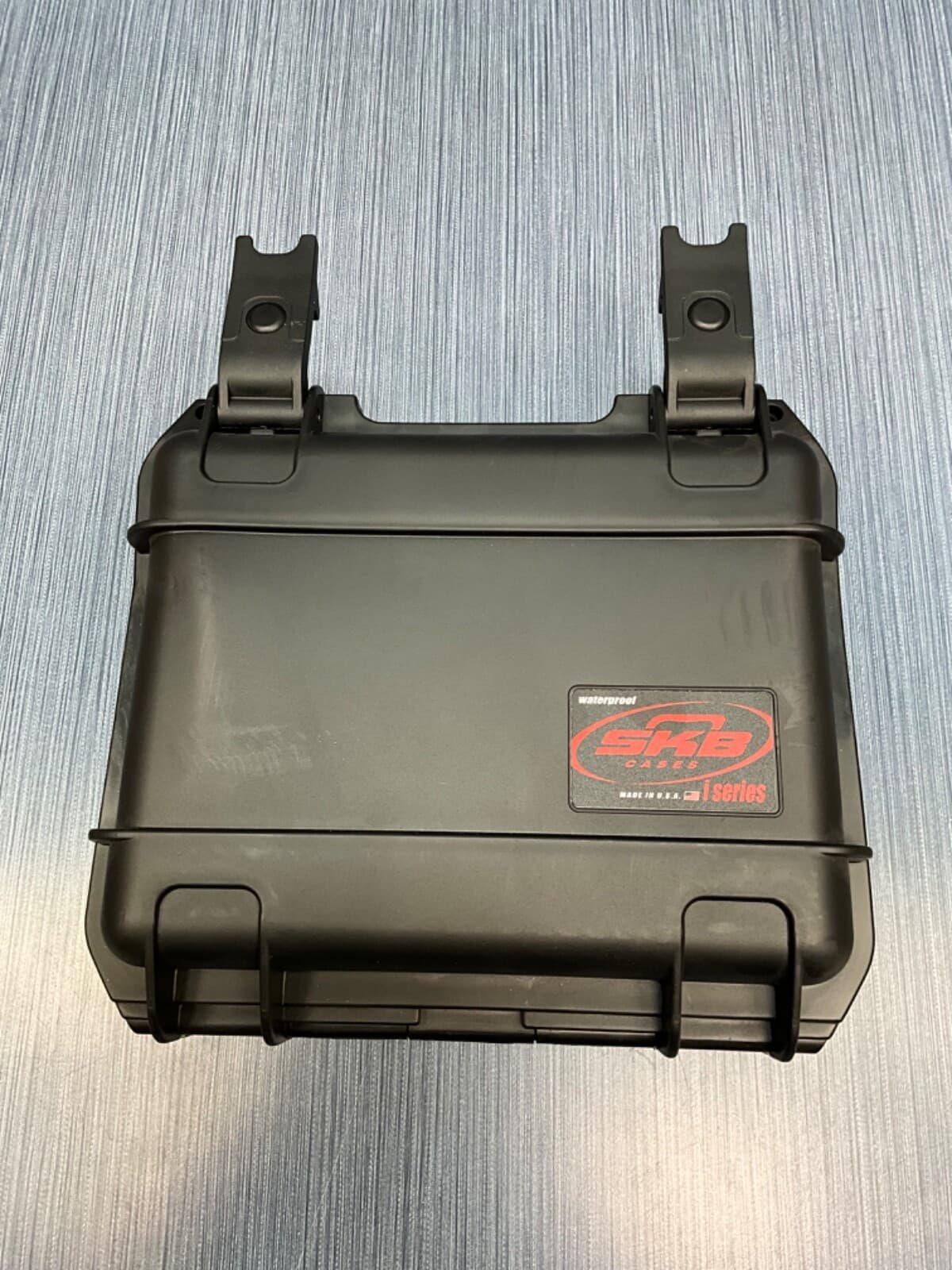 SKB Waterproof Hardcase 9'' x 7'' x 4'' with mini-latch, cubed foam