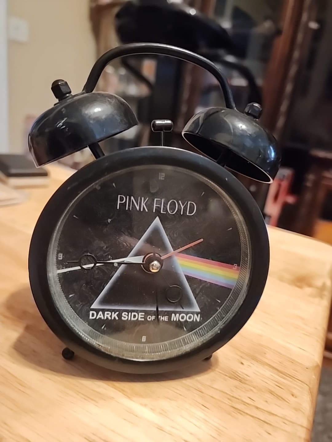 PINK FLOYD Alarm Clock "DARK SIDE OF THE MOON" Battery Operated, Tested!