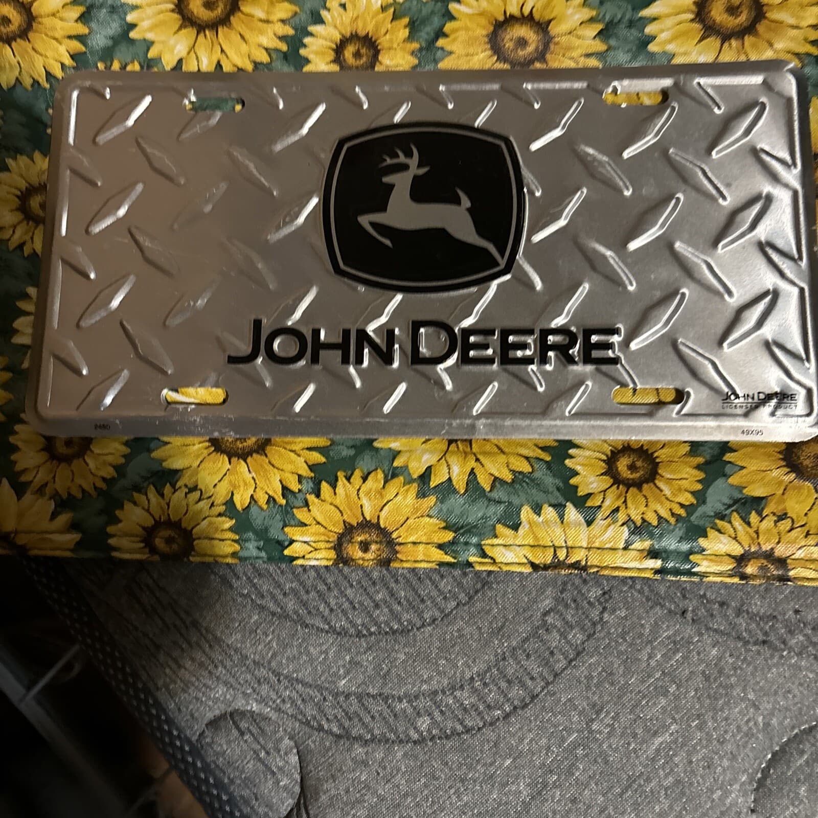 GENUINE JOHN DEERE NEW 6"X12" SILVER  DEERE LICENSE PLATE