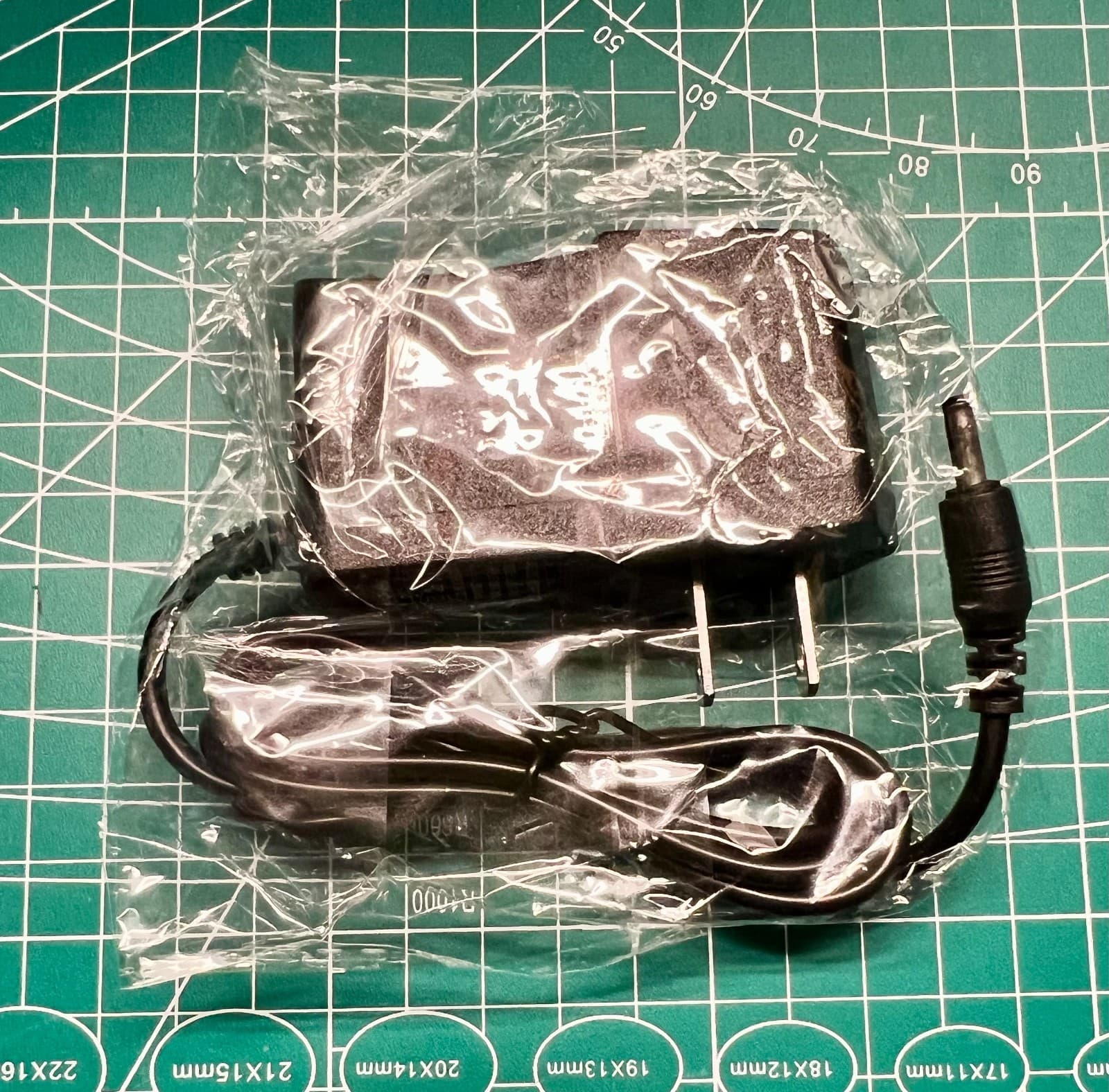 DER EE AC Adapter Compatible with GS2U-006-0900660-LS for DE-5000 New USA Ship! 2