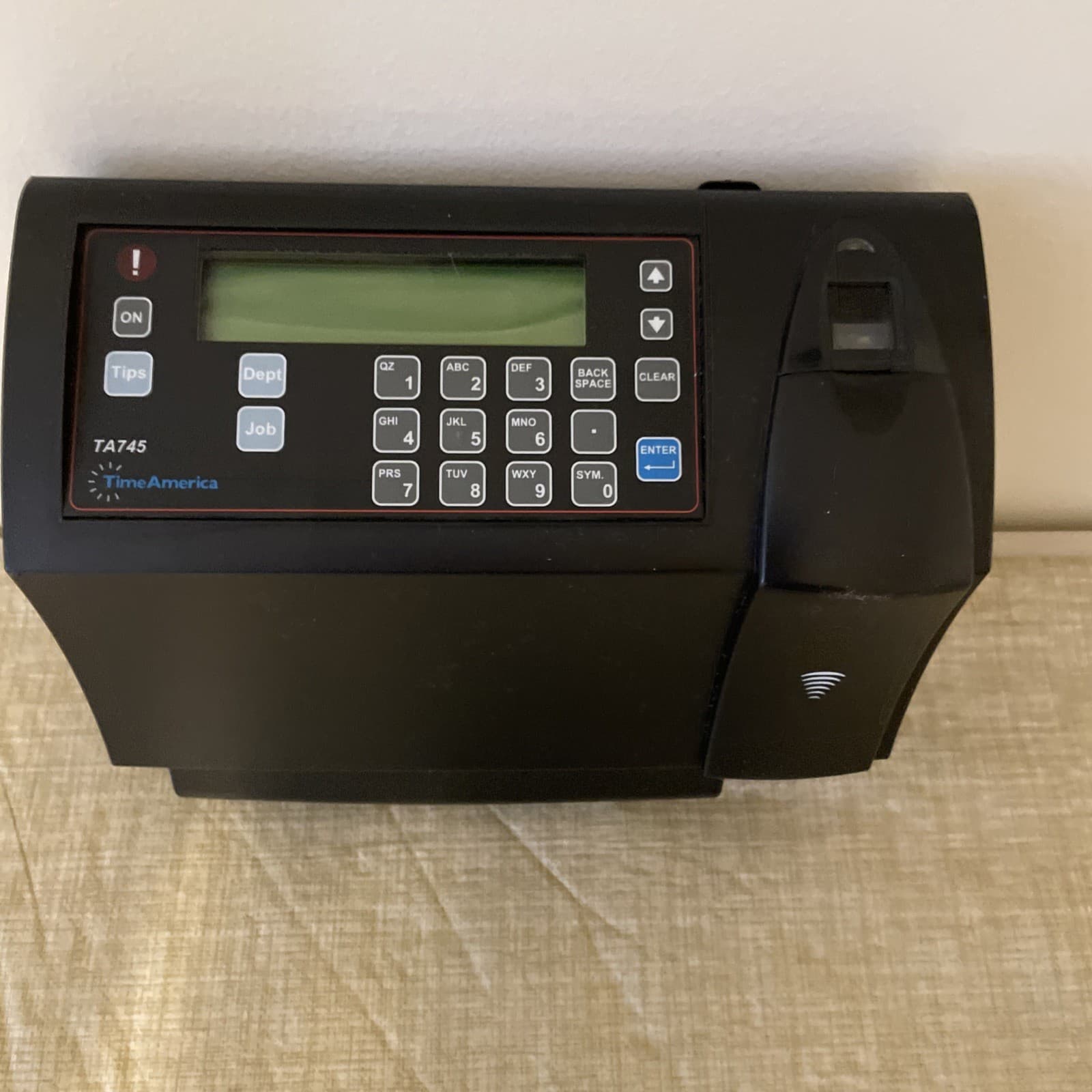 TA785fpu Synel Biometric Fingerprint Time clock, Unit Only, No Cords. 3