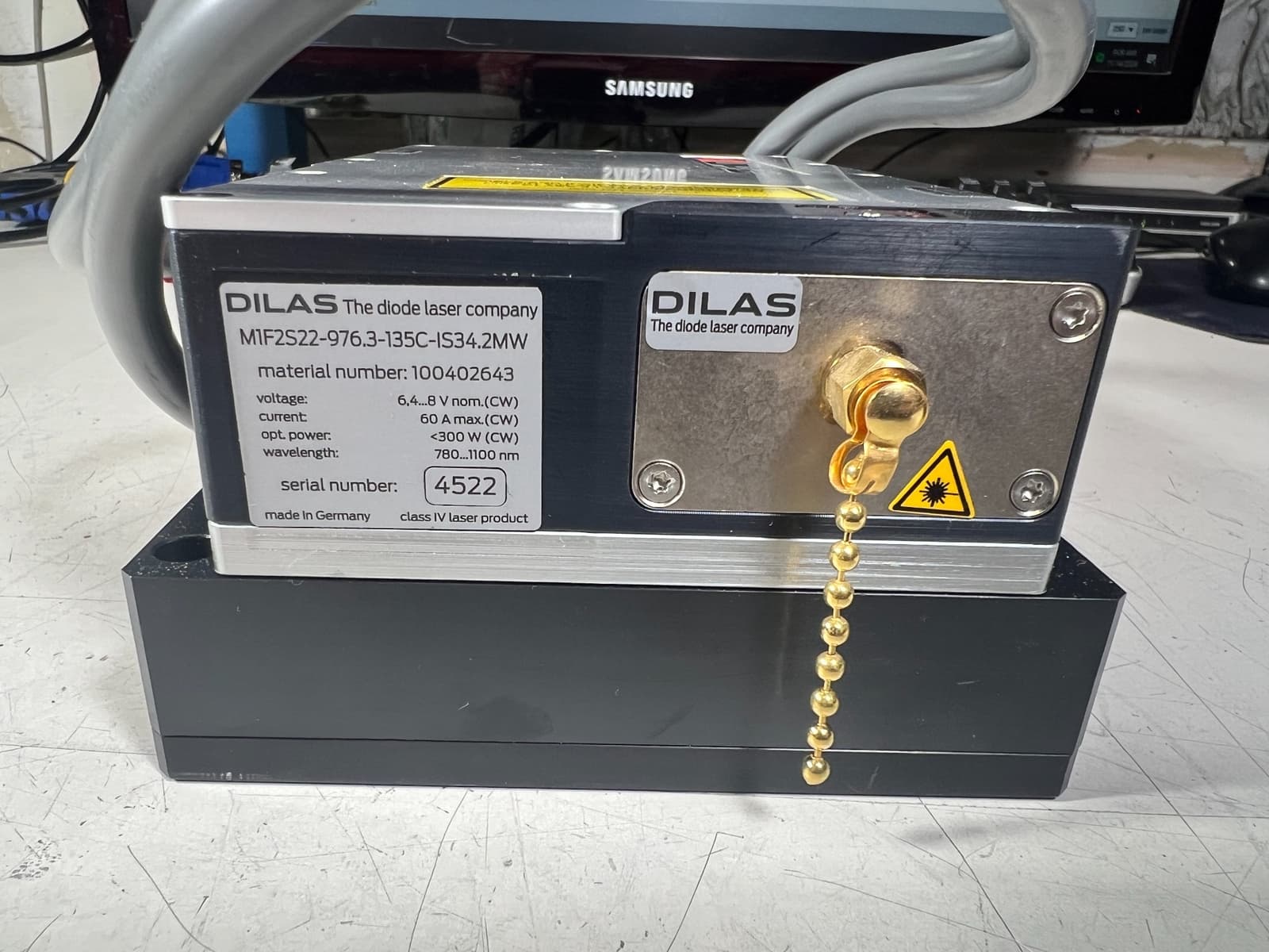 DILAS 135W 976nm Pump Laser Diode Module CW, SMA Fiber, Water Cooled 4