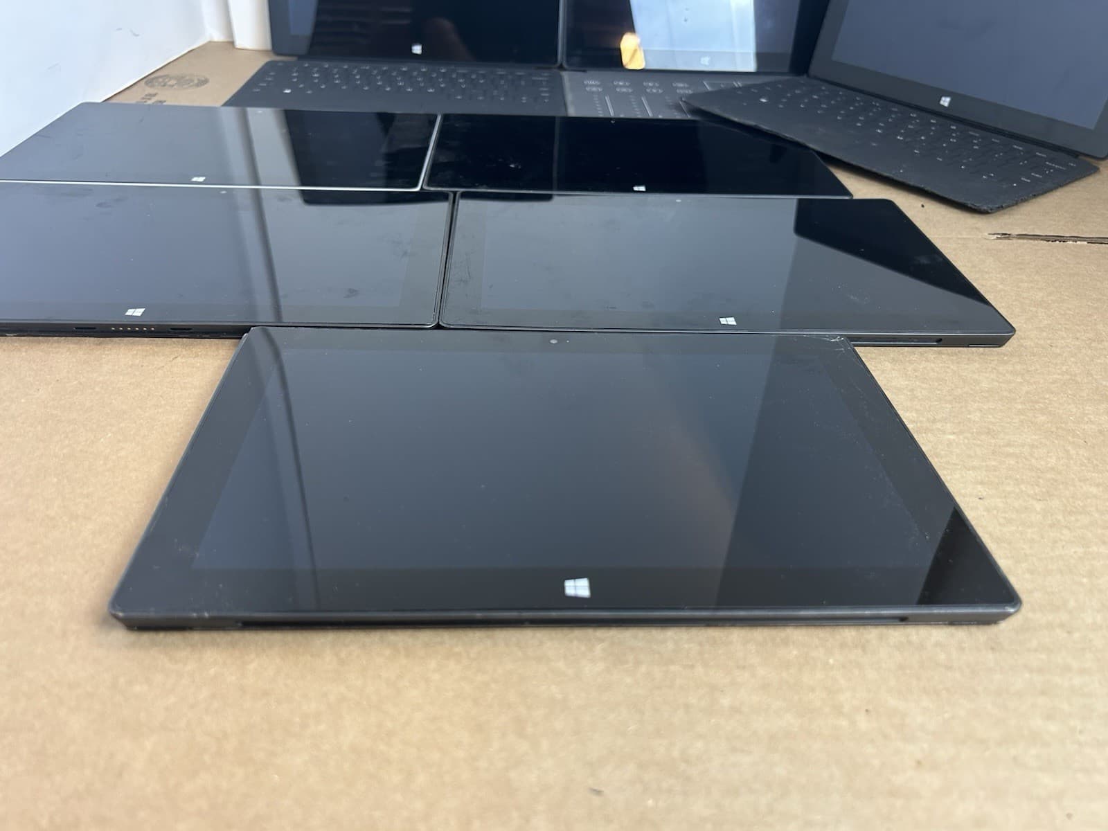 Microsoft Surface Tablets LOT of 8 For Parts or Scrap or Not working LOT8BB 4