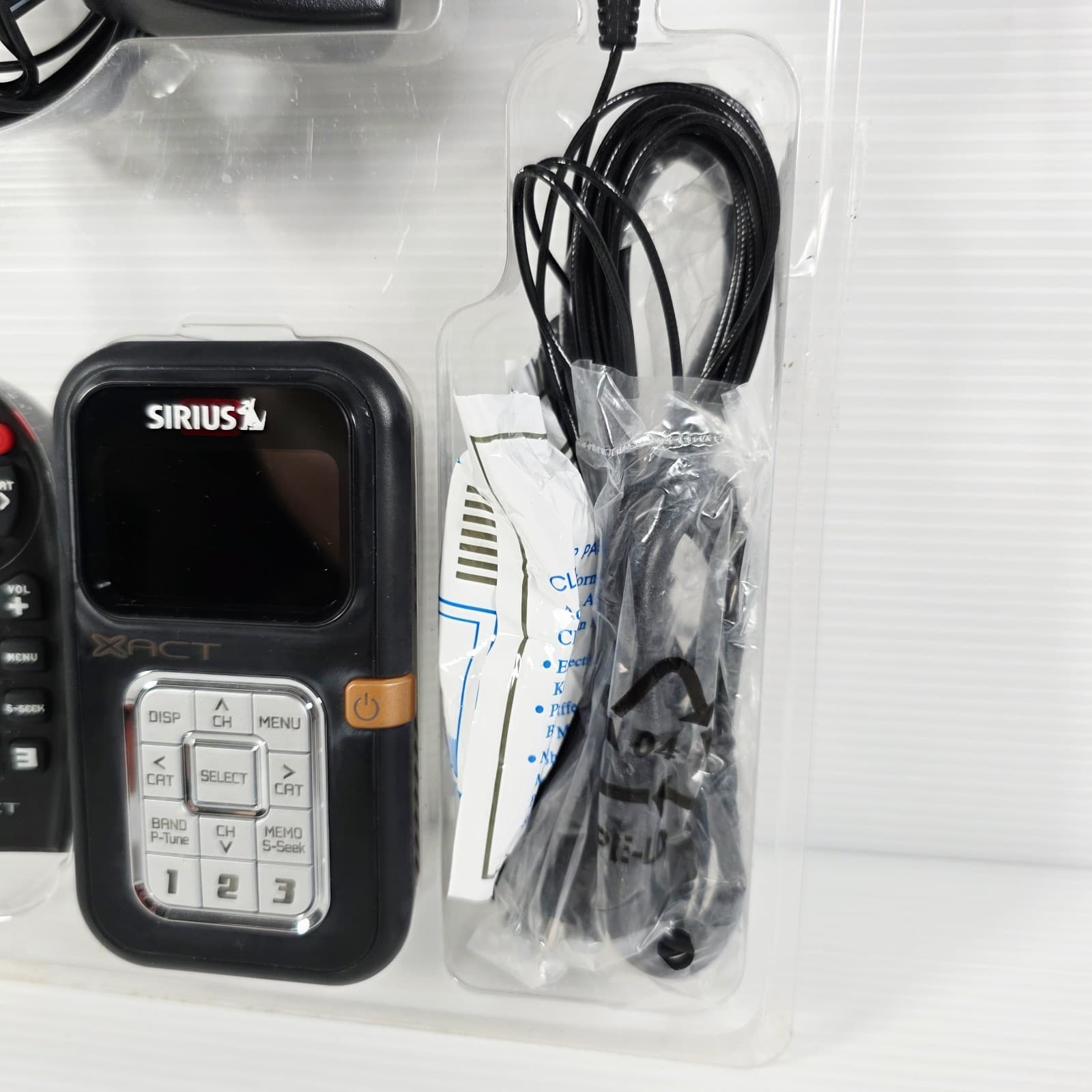 Xact Sirius Stream Jockey II Satellite Radio Receiver XTR2  3