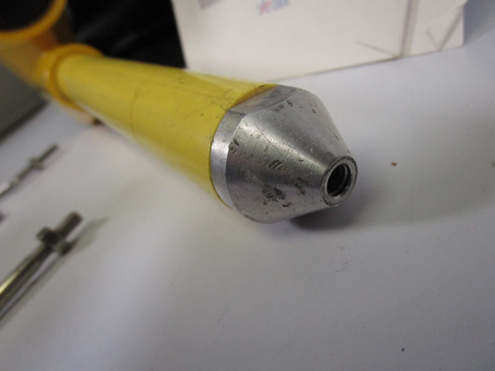 BIERER ANALOG VOLTAGE DETECTOR VDAH300 TOOL 0-300k V PHASE TO GROUND VOLTAGE 3