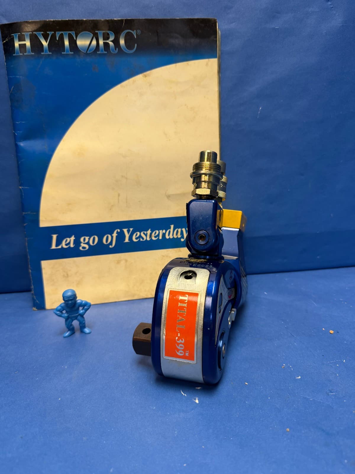 HYTORC HY-1MXT Hydraulic 3/4” Drive Torque Wrench plus 1” Drive bit 3