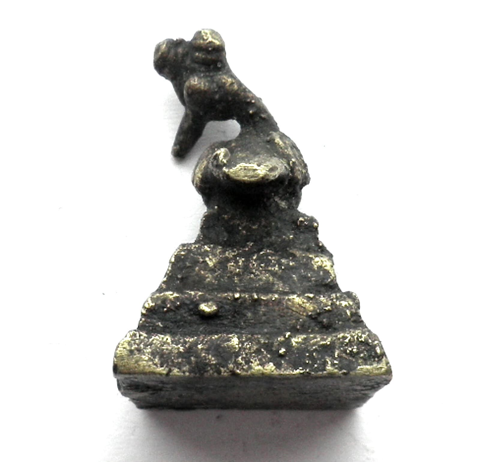 AFRICAN ASHANTI AKAN BIRD ON A PYRAMID GOLD WEIGHT 1700-1900 AD Brass 33g. 3