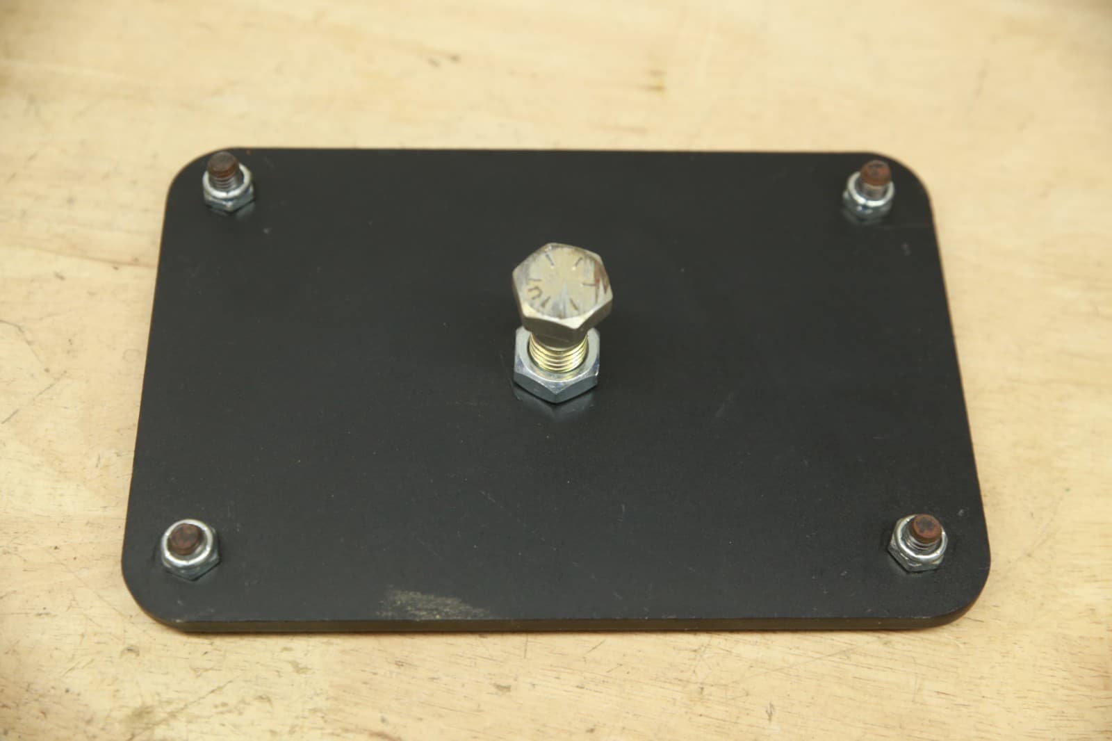 Q'STRAINT EZ Lock Bracket Plate for Invacare AVIVA STORM RX20 Power Chairs 4