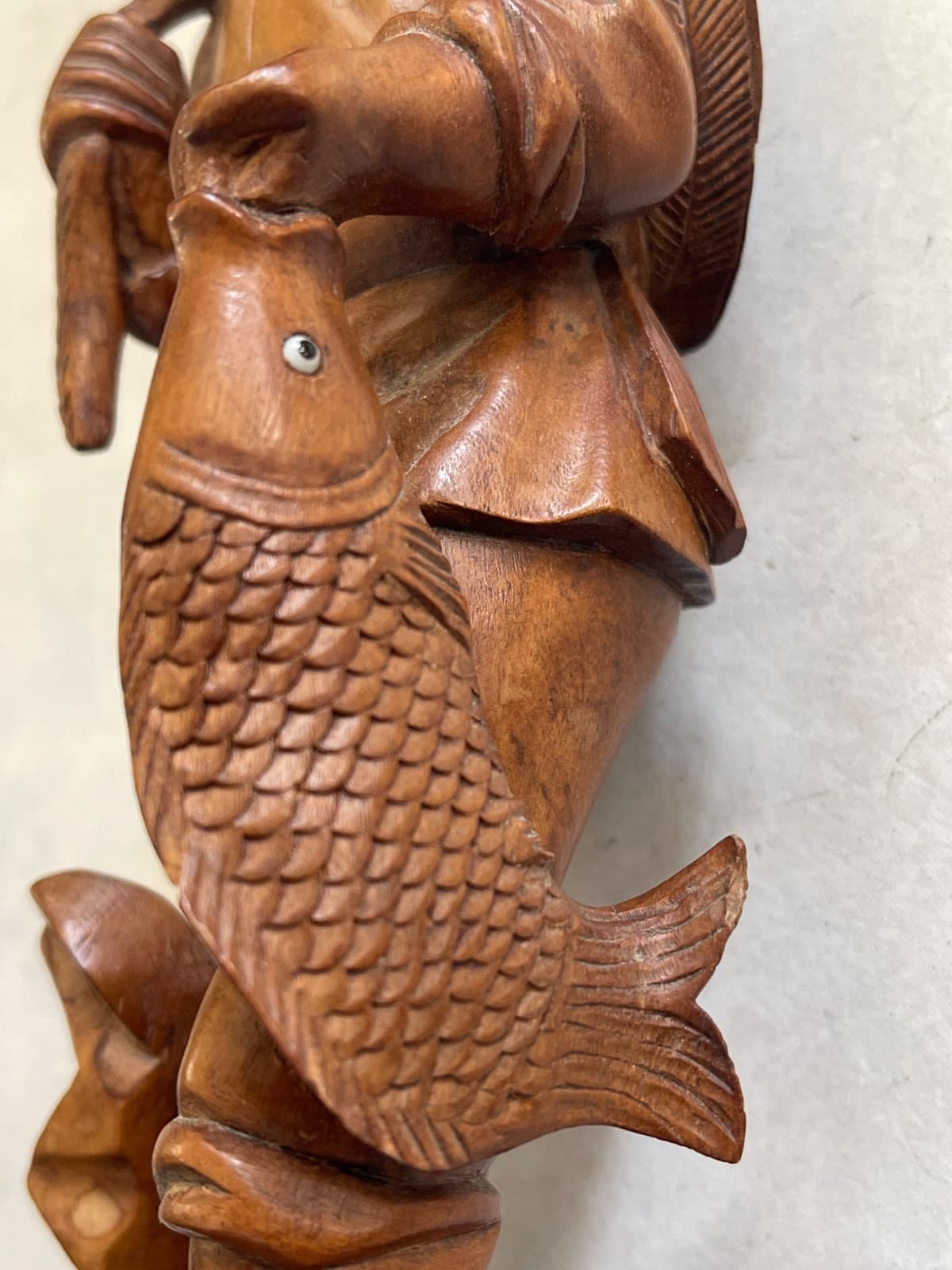 Vintage Hong Kong  Carved Fisherman Figurine 3