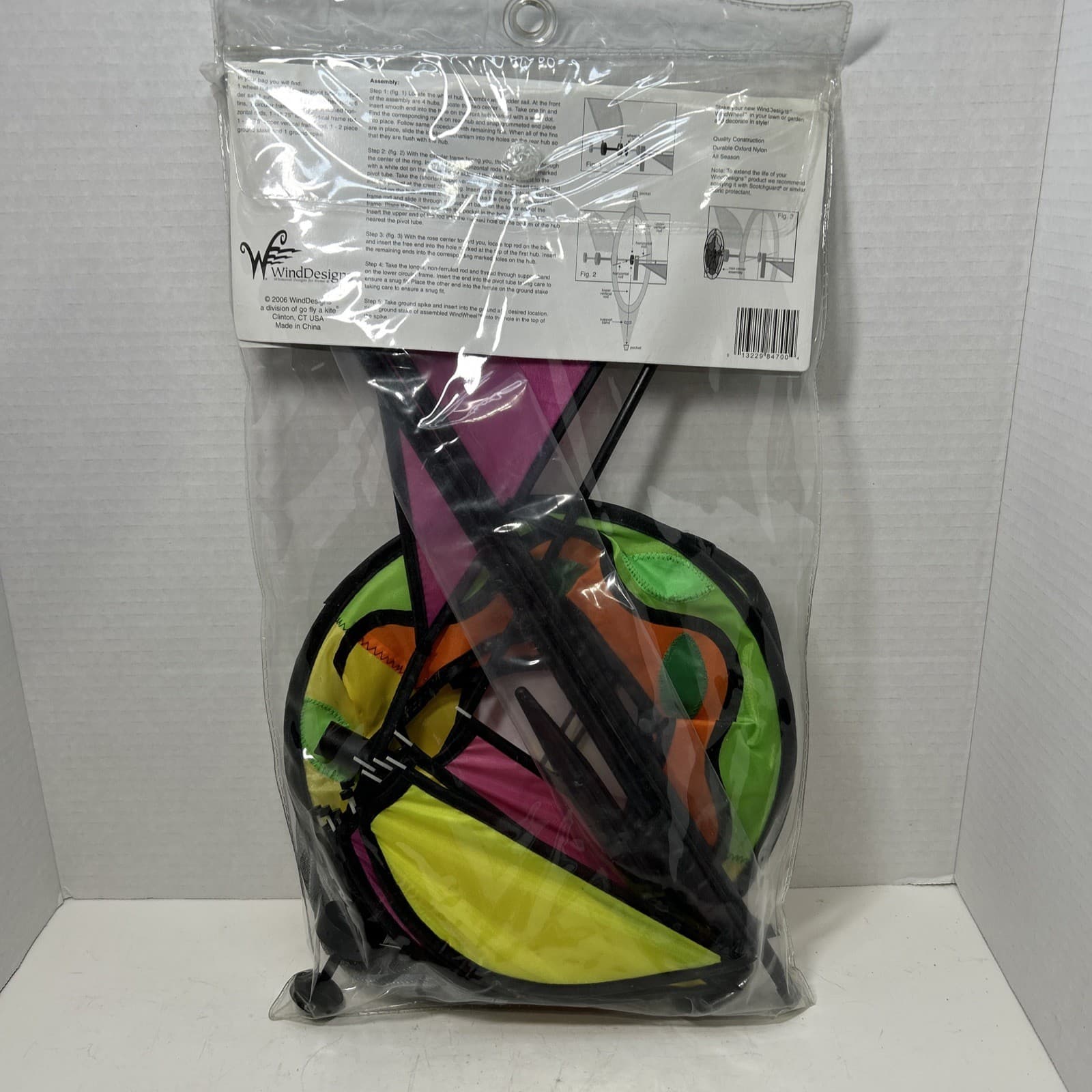 Wind Designs GEOMETRIC ROSE WINDWHEEL Garden Spinner Stake Yard Flag USA 2006  5