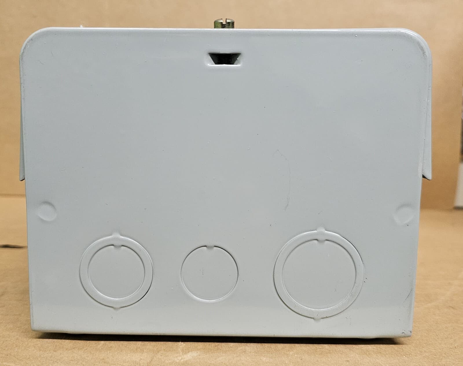 FURNAS STARTER IN ENCLOSURE 15CF32BD81 6