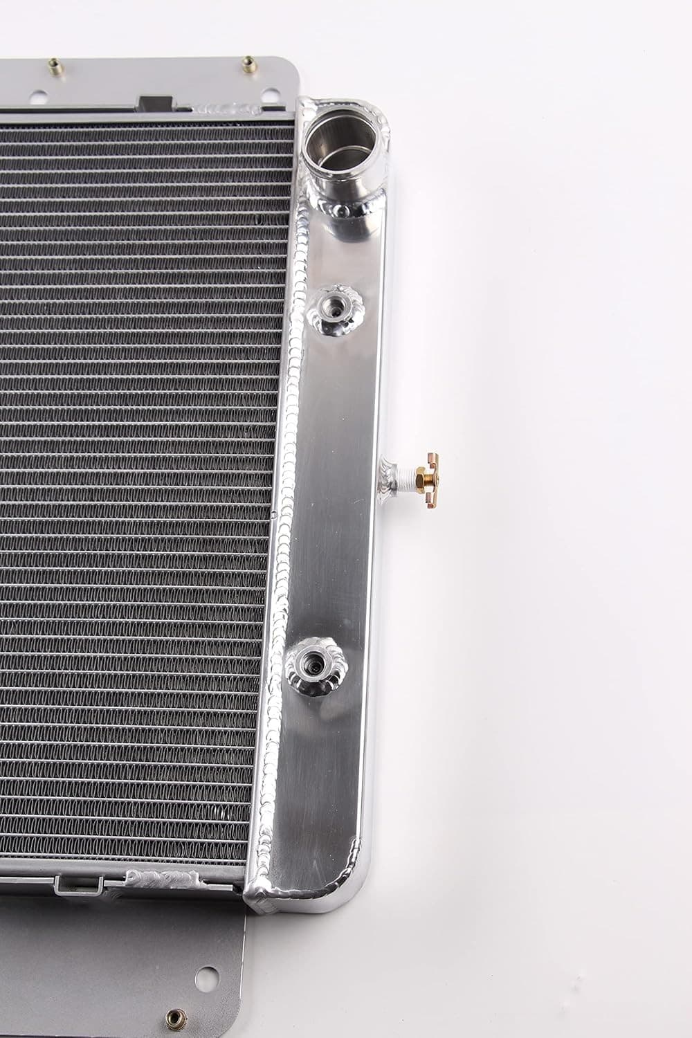 3 Rows Aluminum Radiator For Chevy 1962-1967 II Nova BASE/SS 6CYL V8 63 64 6