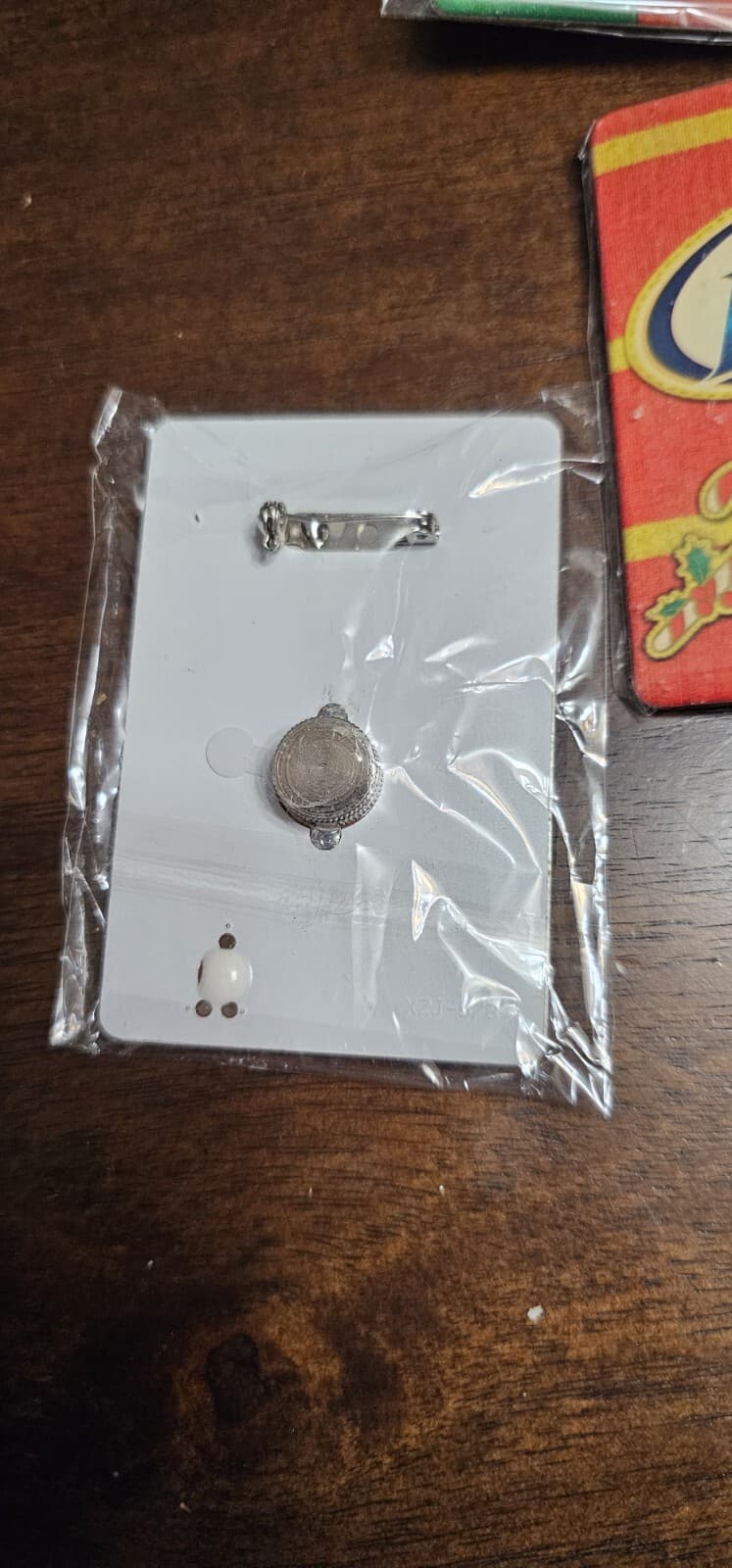 New Sealed Vintage Miller Lite Holiday Light Up Pin Novelty Christmas Beer Xmas 2