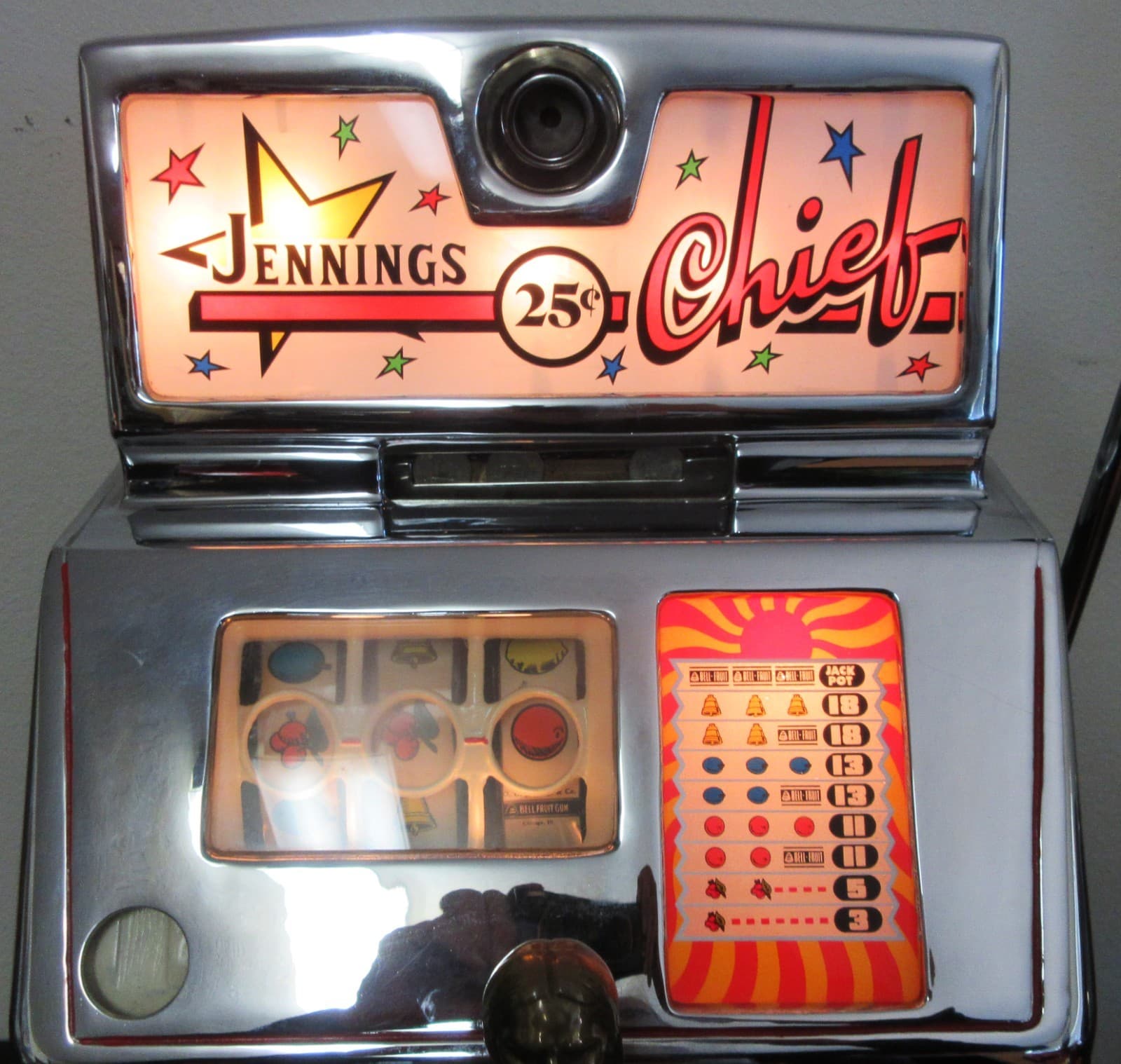 Jennings 25c Chief Amber Lite Up Tic-Tac-Toe Slot Machine, Circa 1940's 2