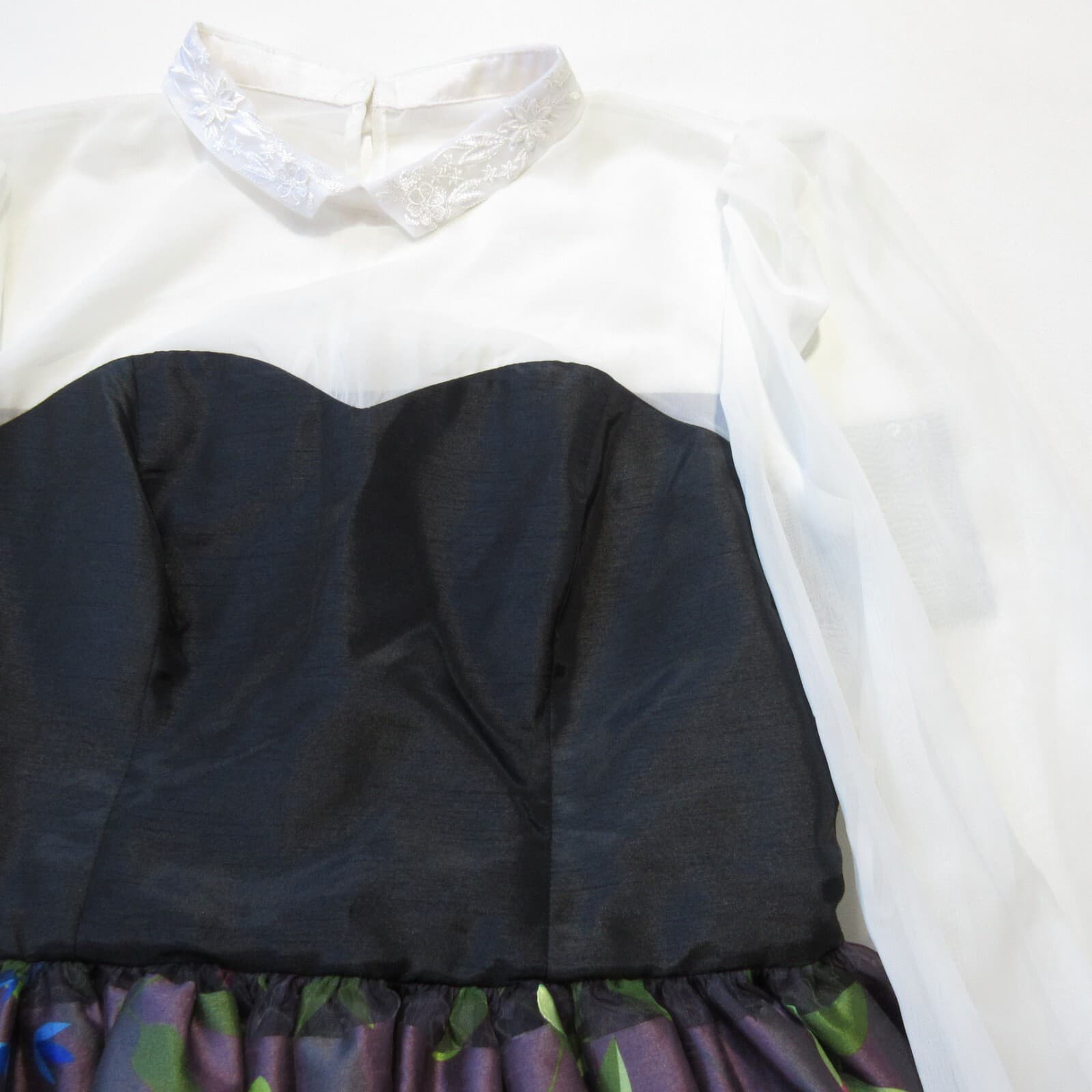 NWT Disney Store Sleeping Beauty Briar Rose Costume Bounding Dress M 3