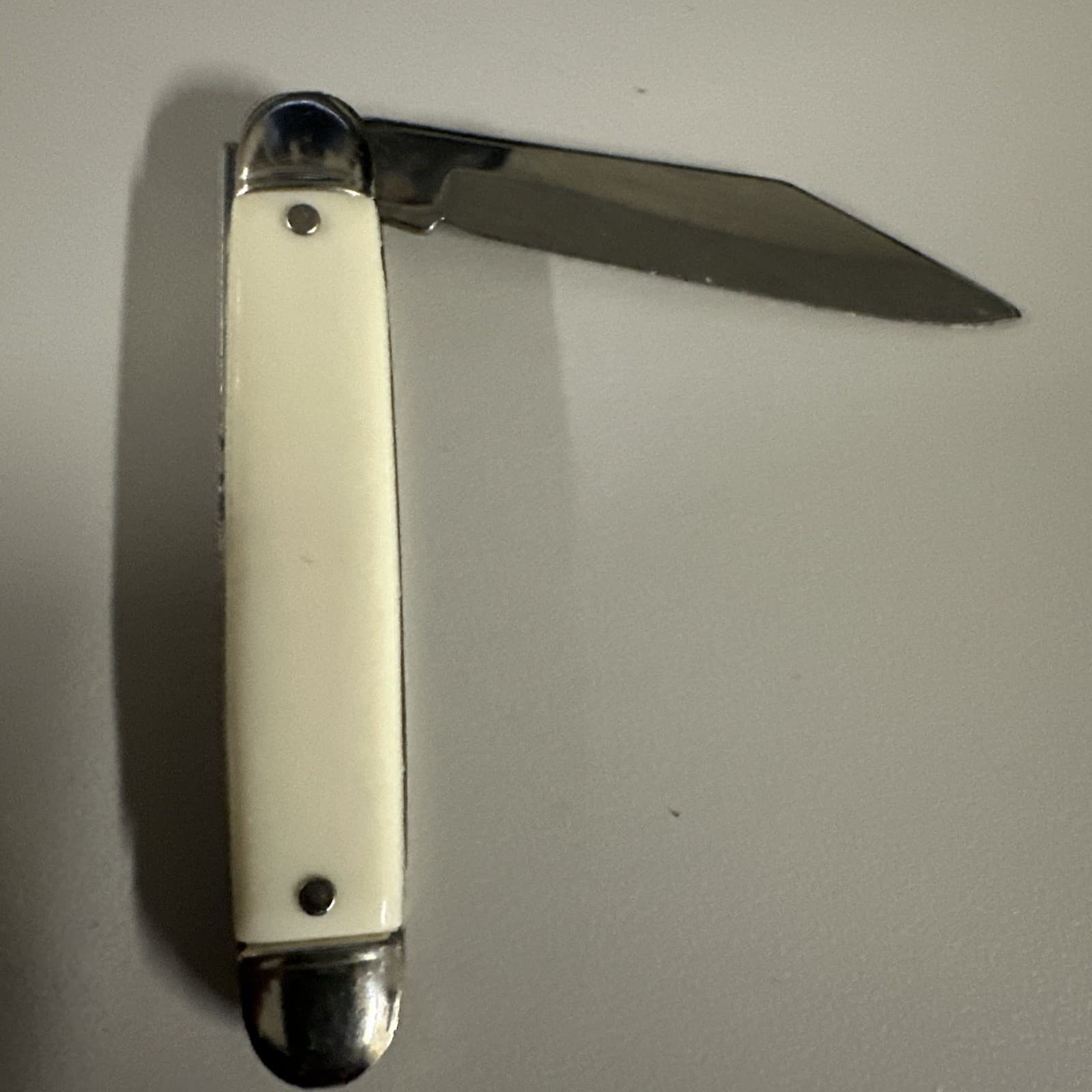 vintage 1982 WORLD'S FAIR Knoxville, Tennessee U.S.A. folding single blade knife 6