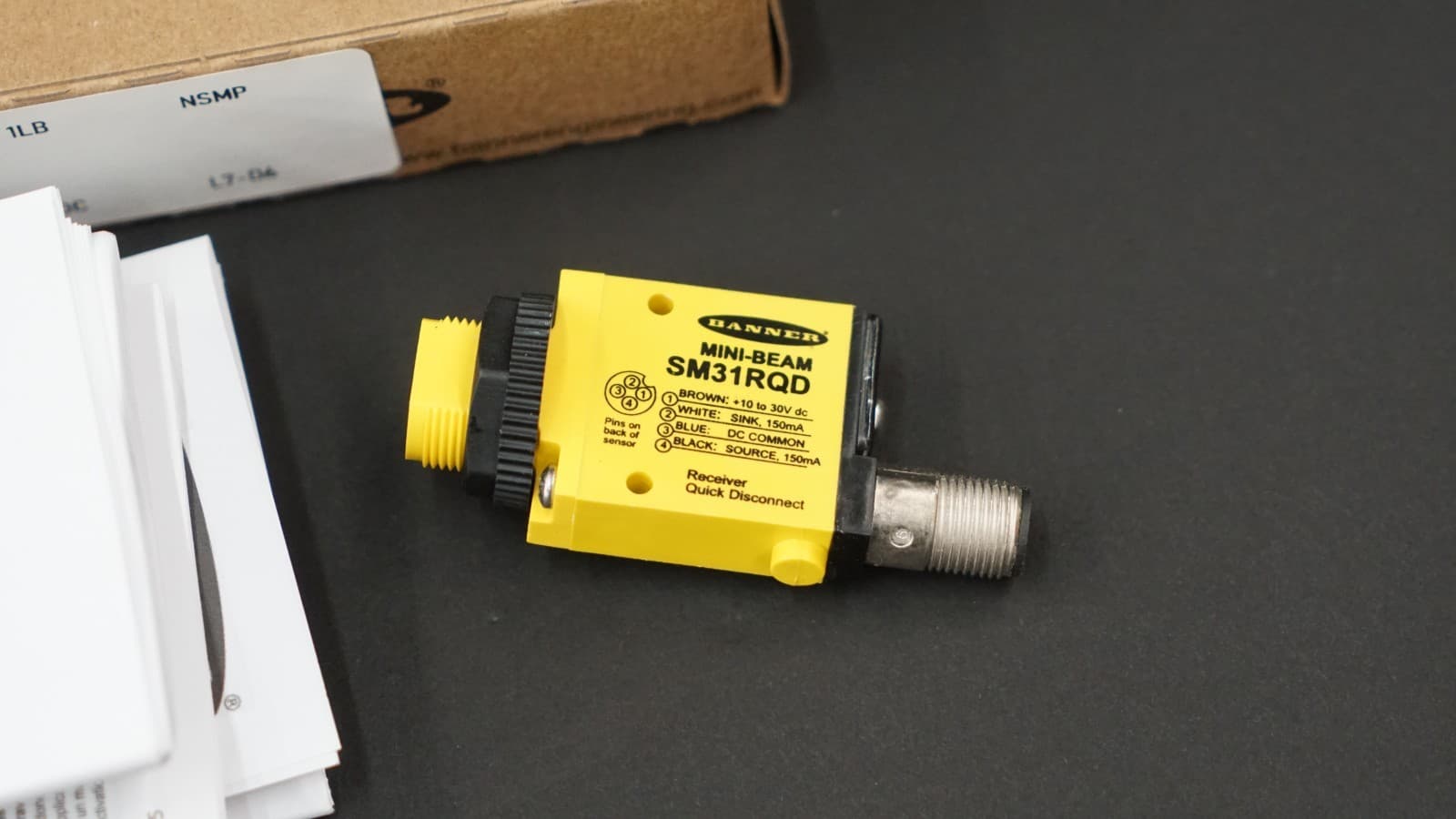 Banner Engineering SM31RQD Photoelectric Sensor, Mini-Beam Series, 10-30VDC 2