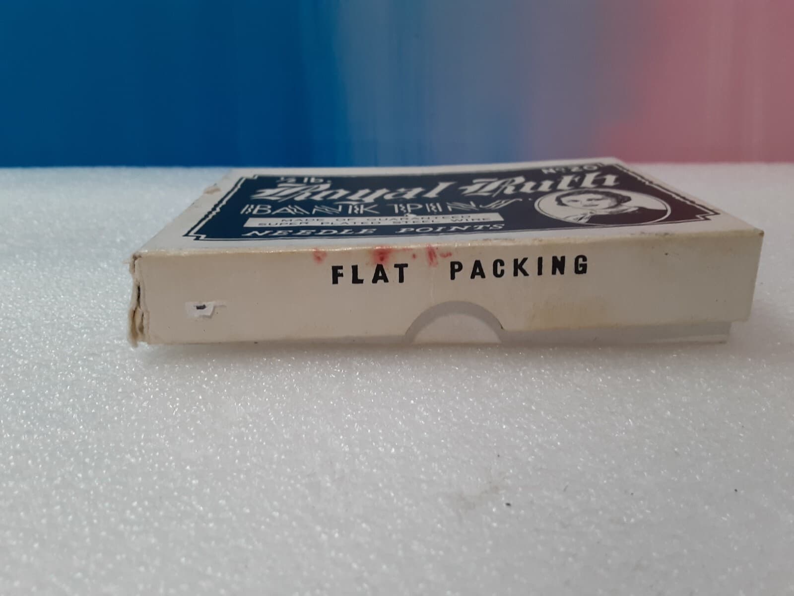 ROYAL RUTH vintage Bank Pins Needle Points No. 20 Retro Box Advertising 1/2 lb. 3