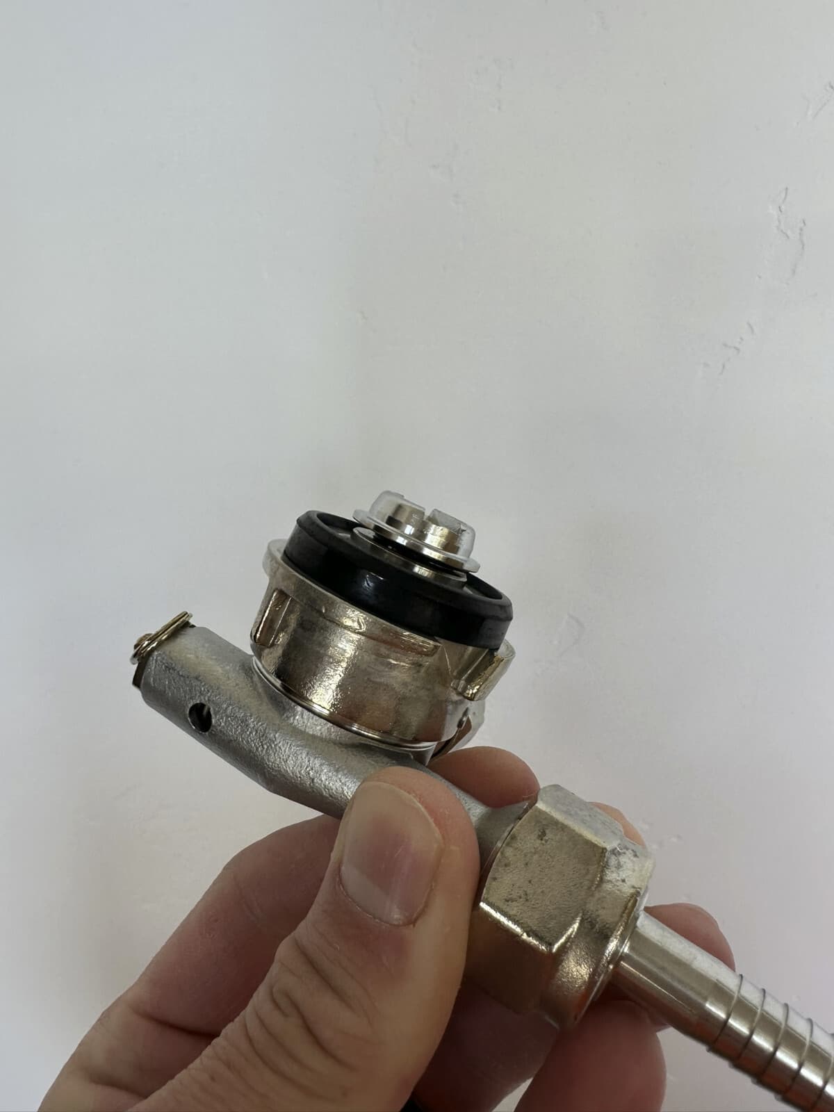 Perlick Low Profile US Stanley Keg Coupler - D System (40030) 4