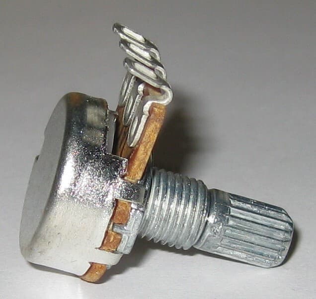 Audio (A) Taper 100k Ohm Potentiometer - 6mm (1/4") Shaft - 1/8 Watt 100000 Ohm 6