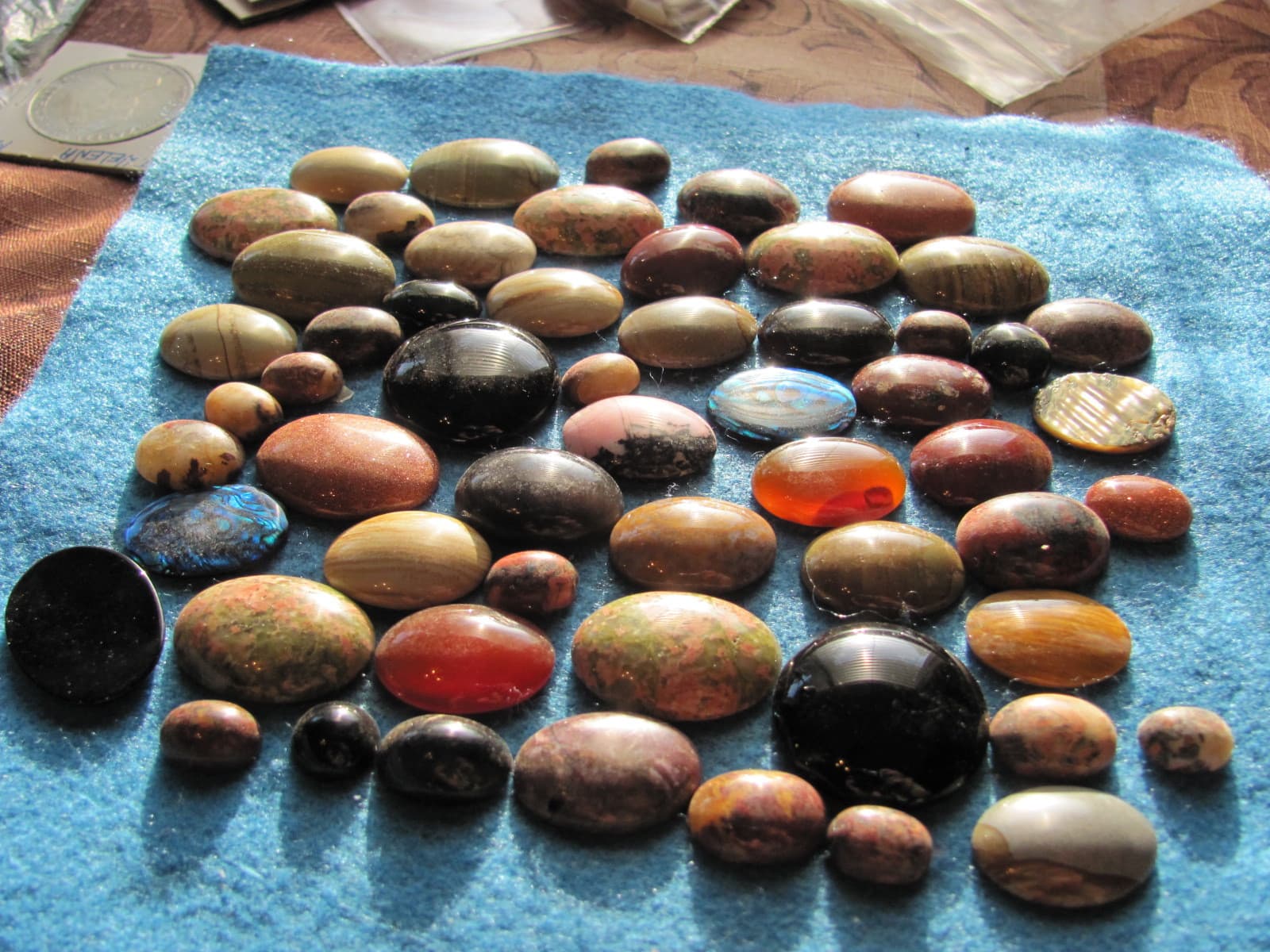   Fantastic Lot  of  57 pcs  Cabs  of mixed materials! 190 grams 6