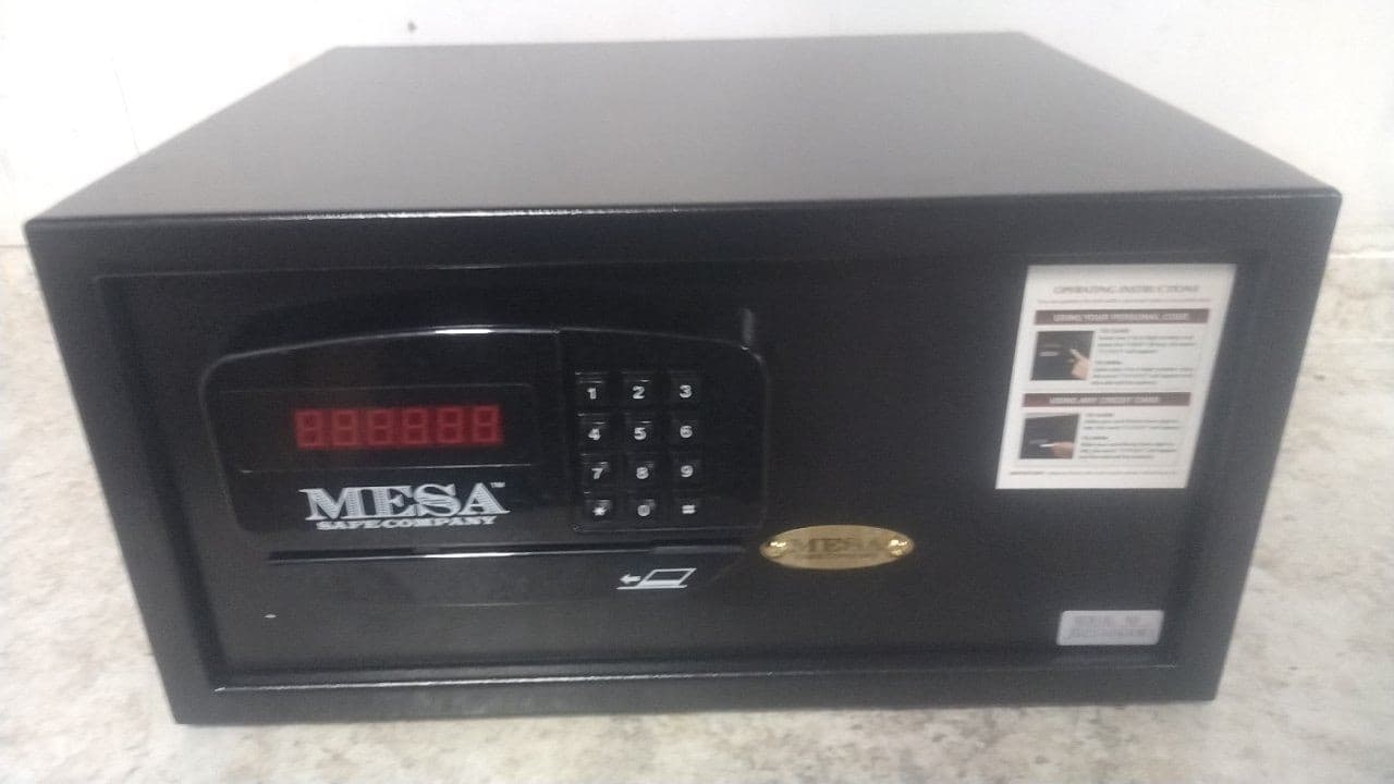Mesa Safe Company MHRC916E-BLK 1.2 Cu Ft Capacity Digital Combination Hotel Safe 5