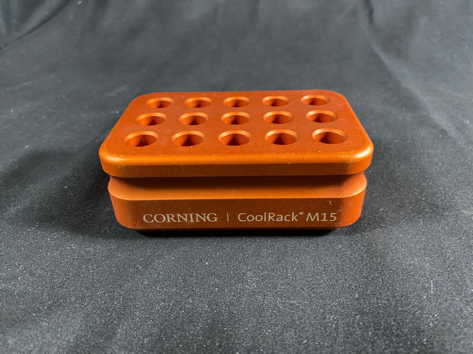 CORNING CoolRack M15 Holds 15 x 1.5 or 2 mL Microcentrifuge Tubes Orange 432038 2