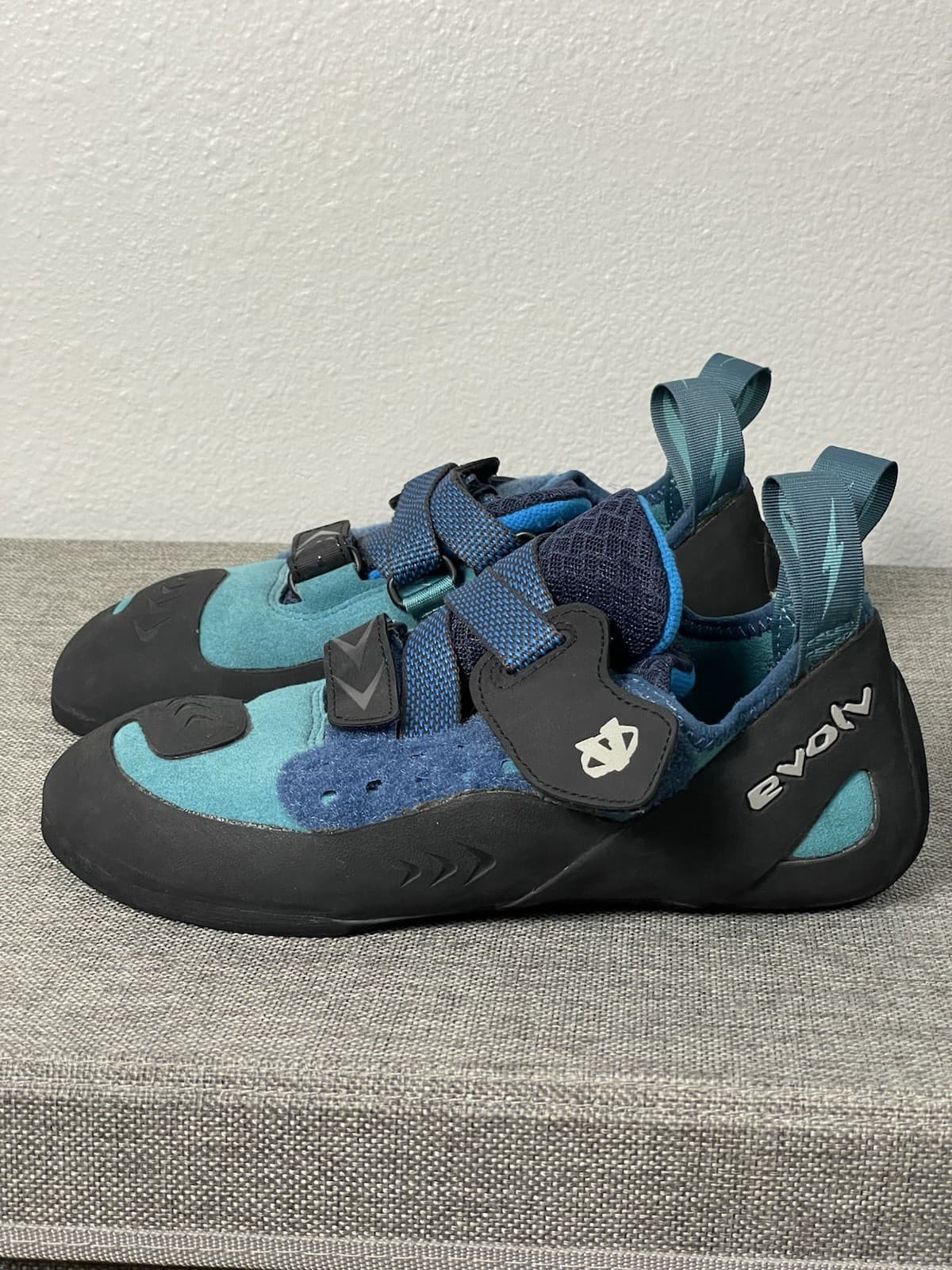 Evolv Kira Climbing Shoes Women’s Size US 9 / EUR 40 Teal Blue Excellent Cond 3