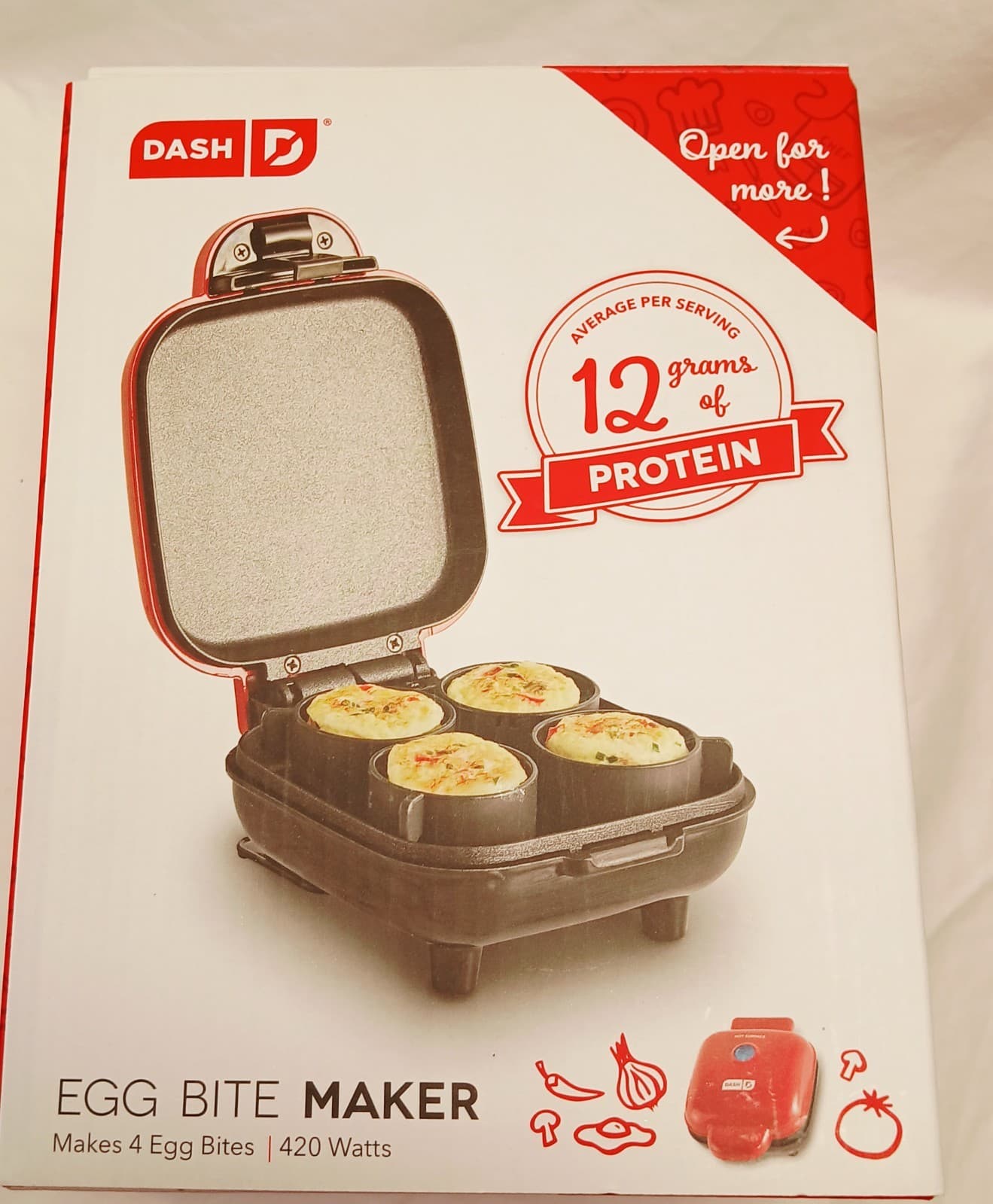 Dash Egg Bite Maker Makes 4 5