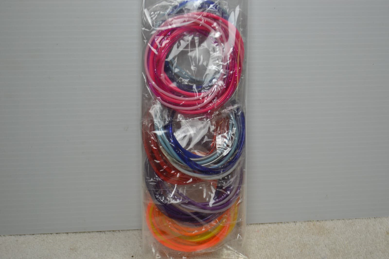 Kids friendship bracelets, lot of 6 pks, 10 each pk, variety of colors! (lot#7) 3