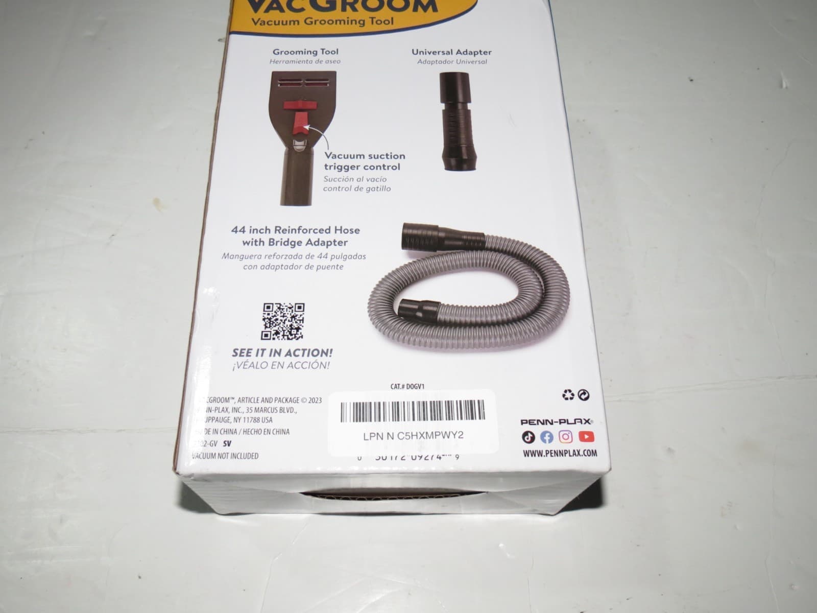 Penn-Plax VacGroom Pet Grooming and Shedding Vacuum Attachment Kit 6